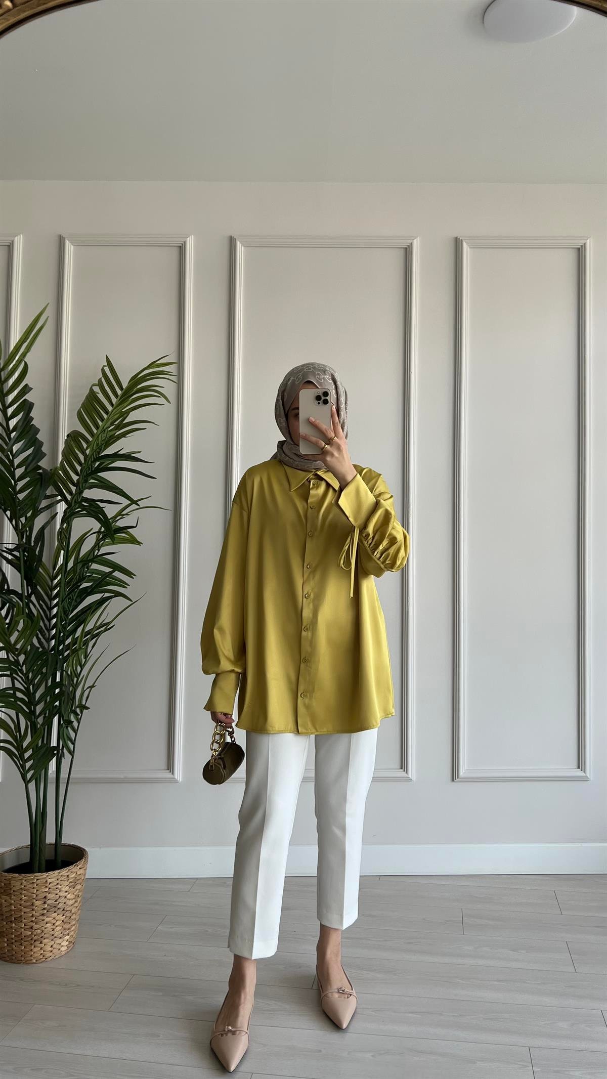 Kol Detaylı Saten Gömlek