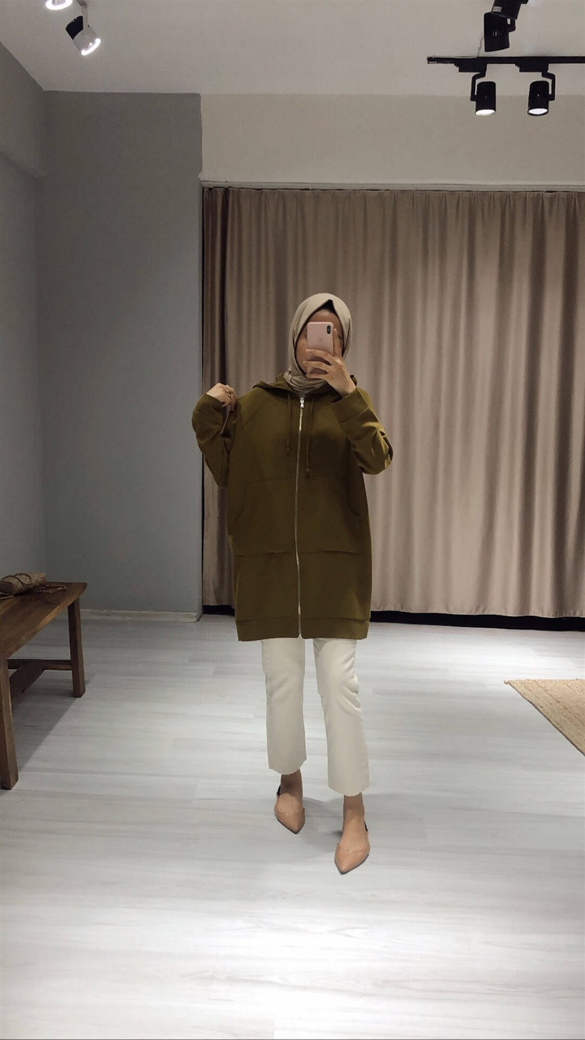 Krem Mom Fit Jean