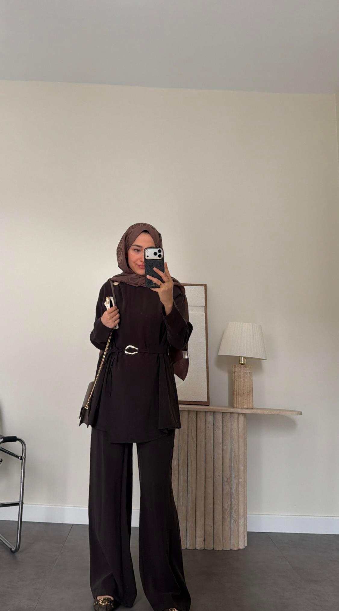 Lina Broş Kemer Detaylı Modal Takım Kahve