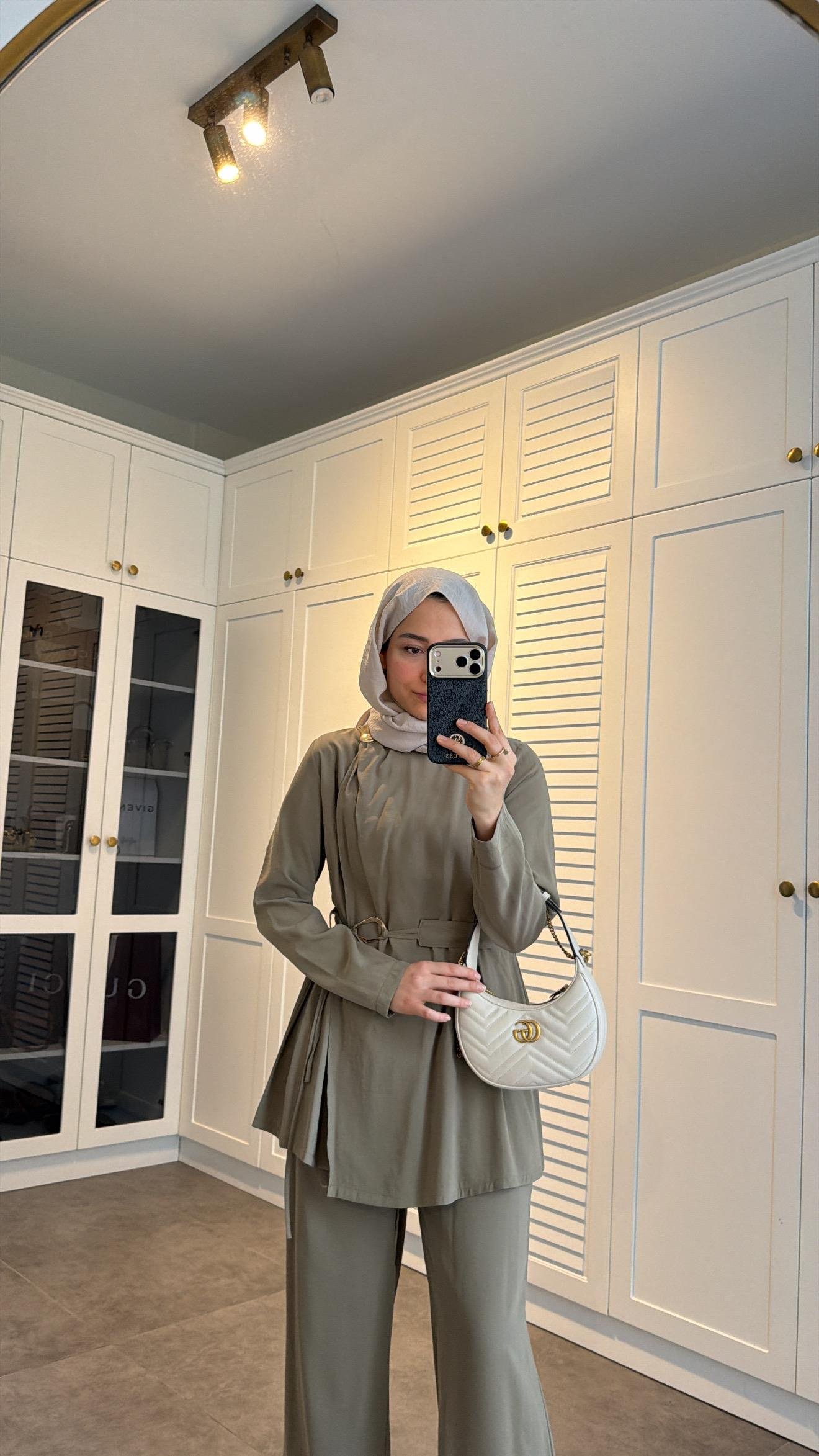 Lina Broş Kemer Detaylı Modal Takım Olive