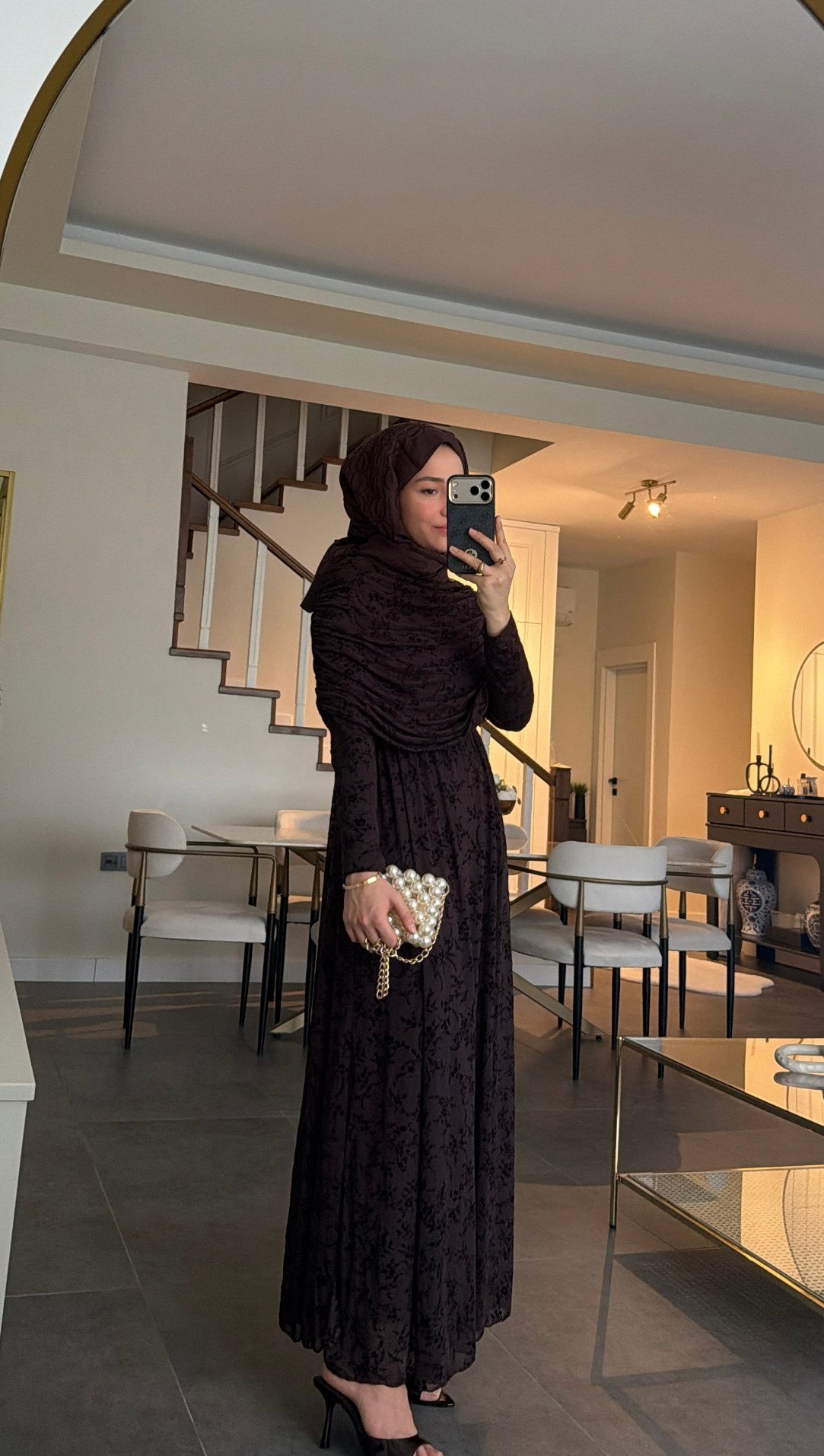 Omuz Detay Tasarım Elbise Kahve