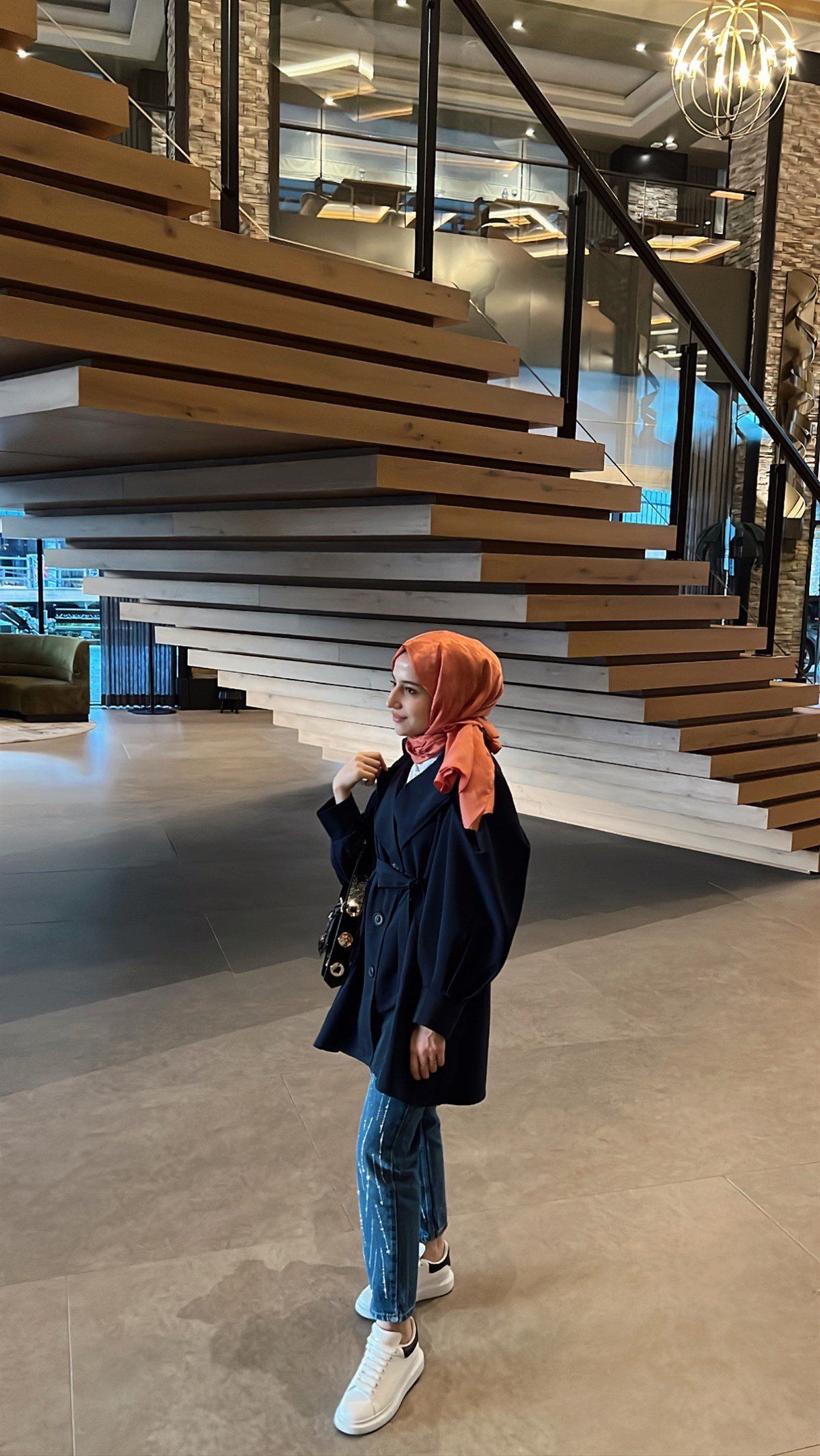 Oversize Düğme Detaylı Trenç