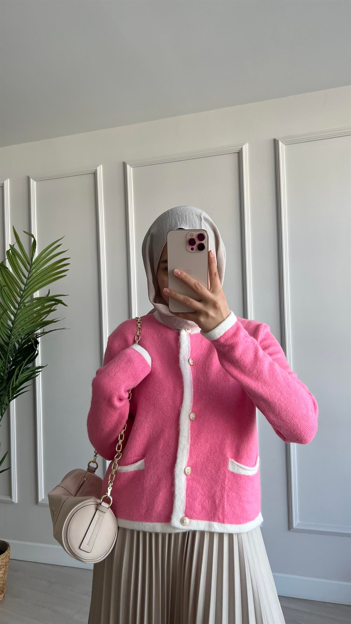 Pembe Triko Hırka 