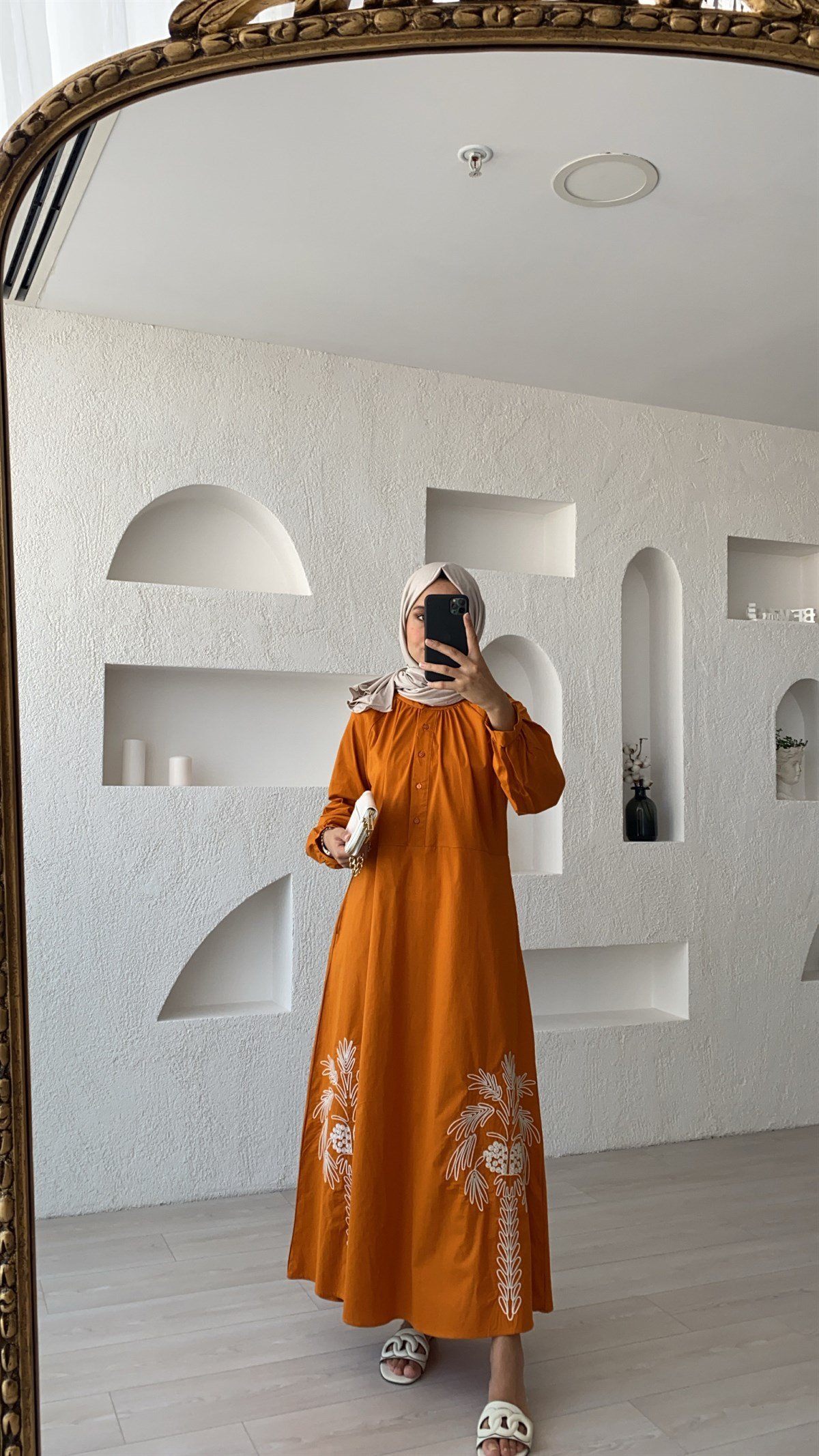 Poplin Nakışlı Elbise