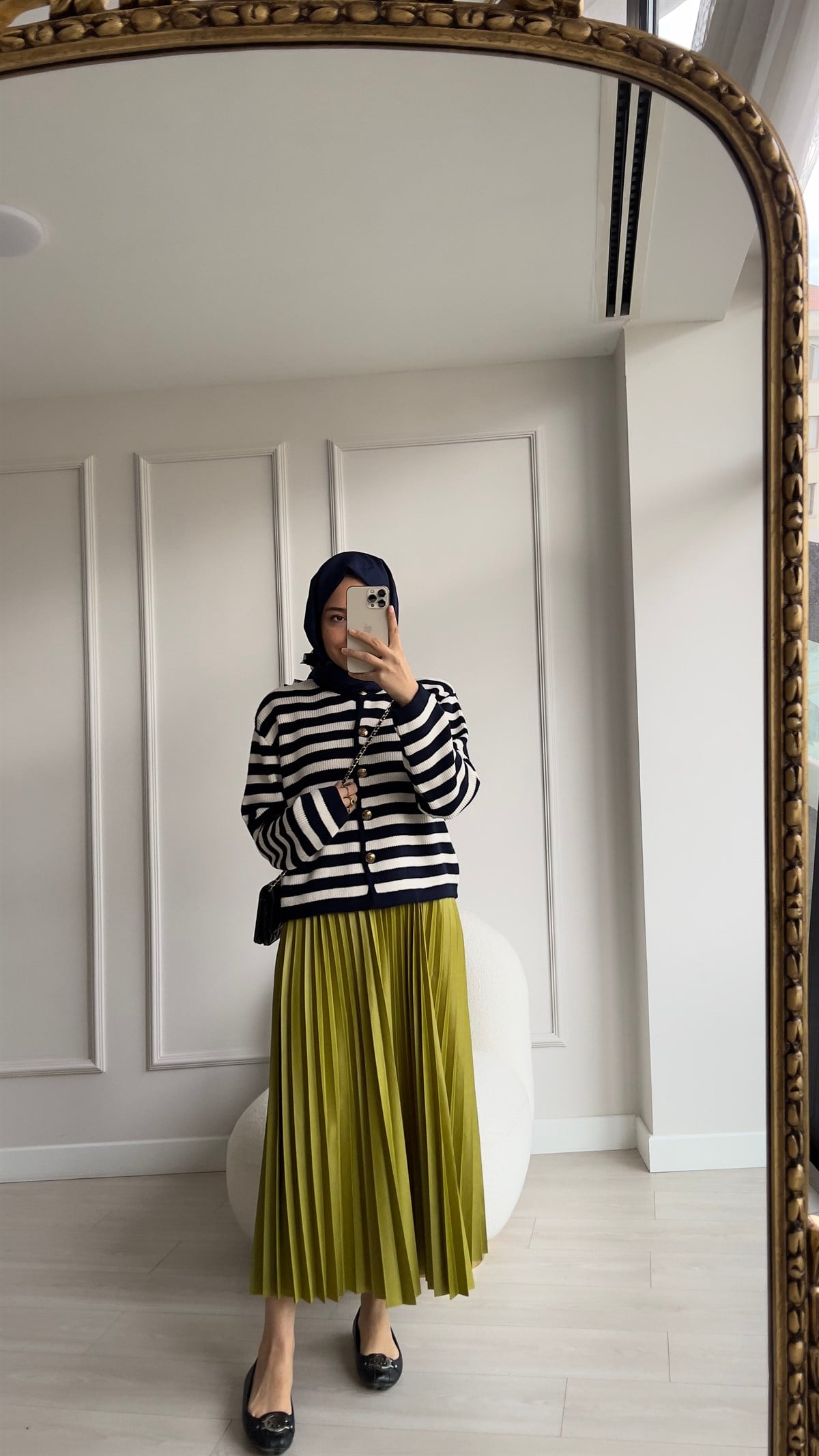 Premium Kalite Çizgili Hırka 