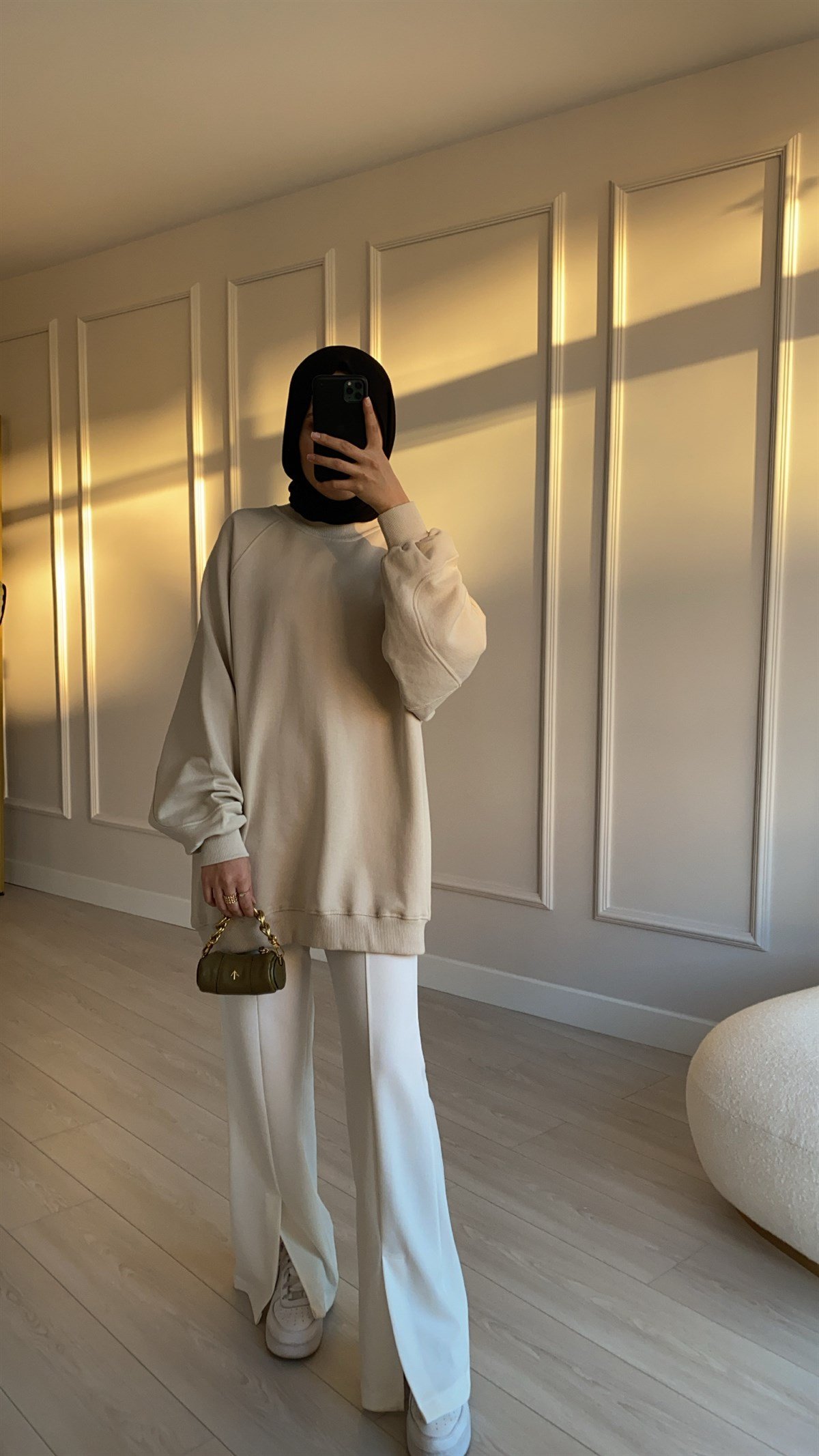 Reglan Kol Taş Sweatshirt