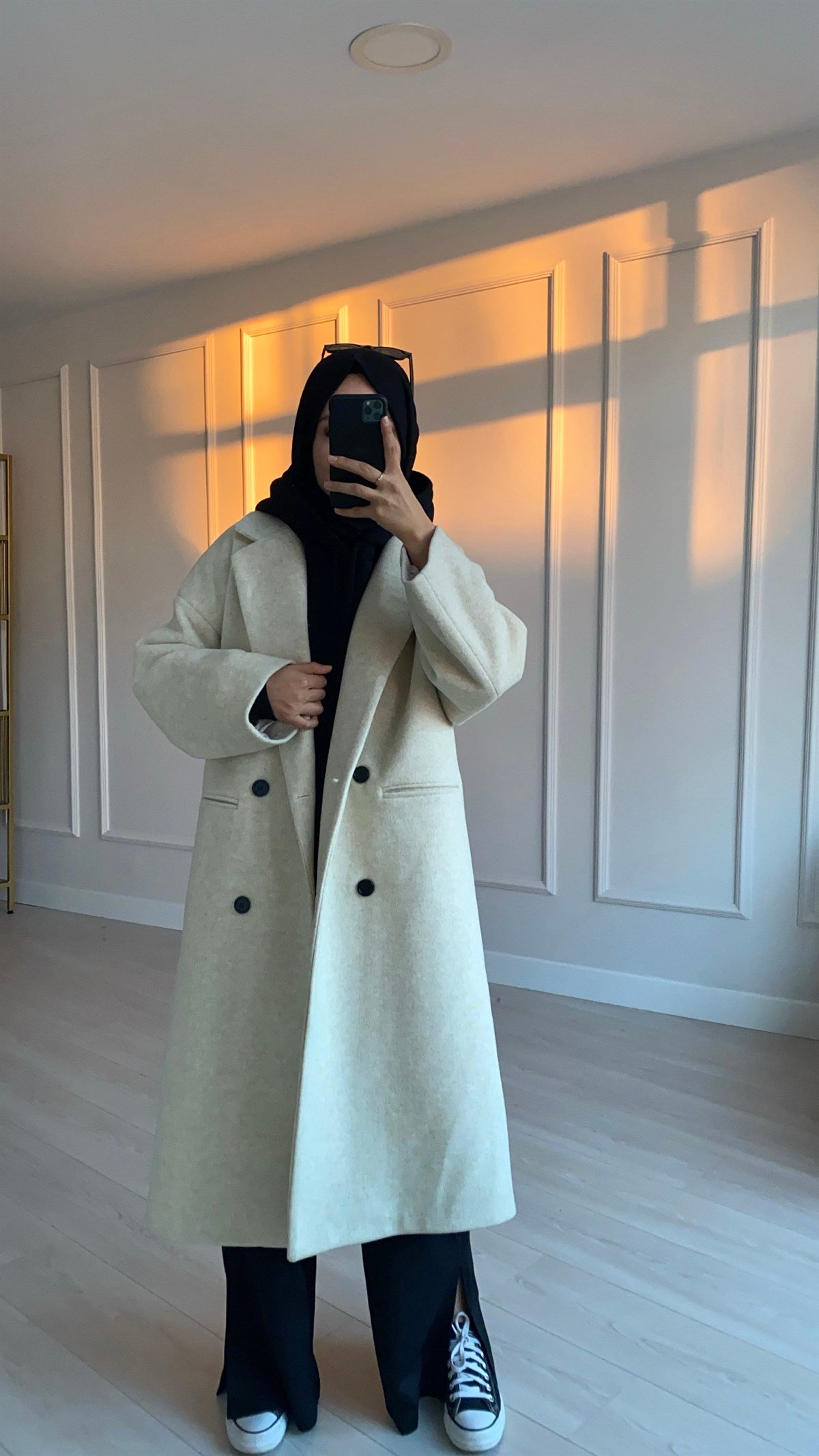 Siyah Düğmeli Taş Oversize Kaban