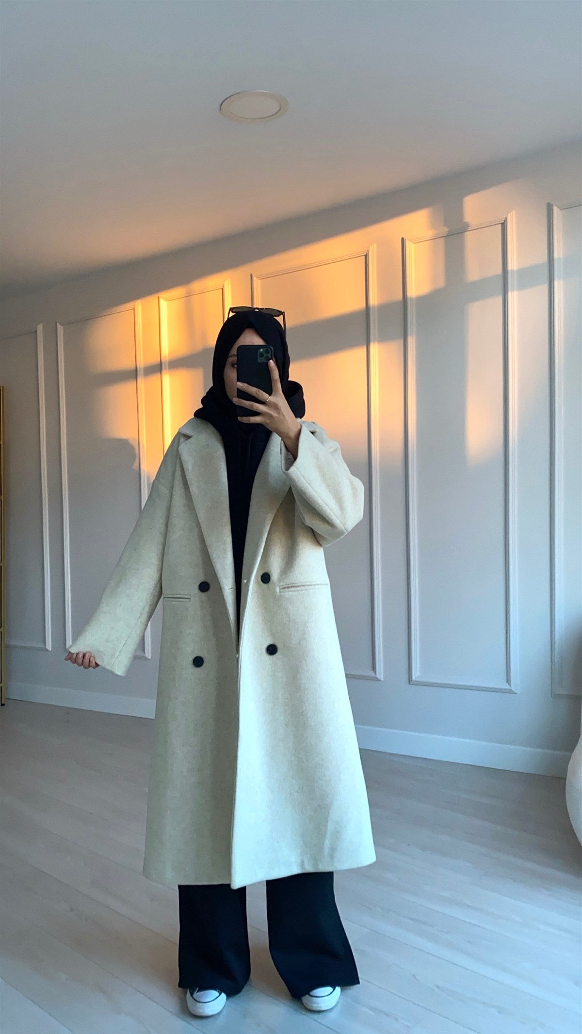 Siyah Düğmeli Taş Oversize Kaban