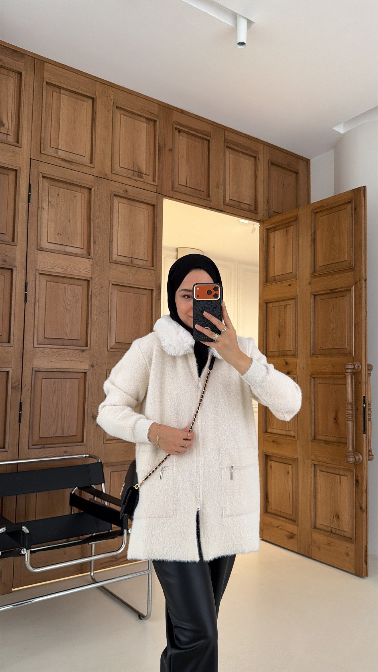 Soft Kürk Detaylı Hırka Ekru