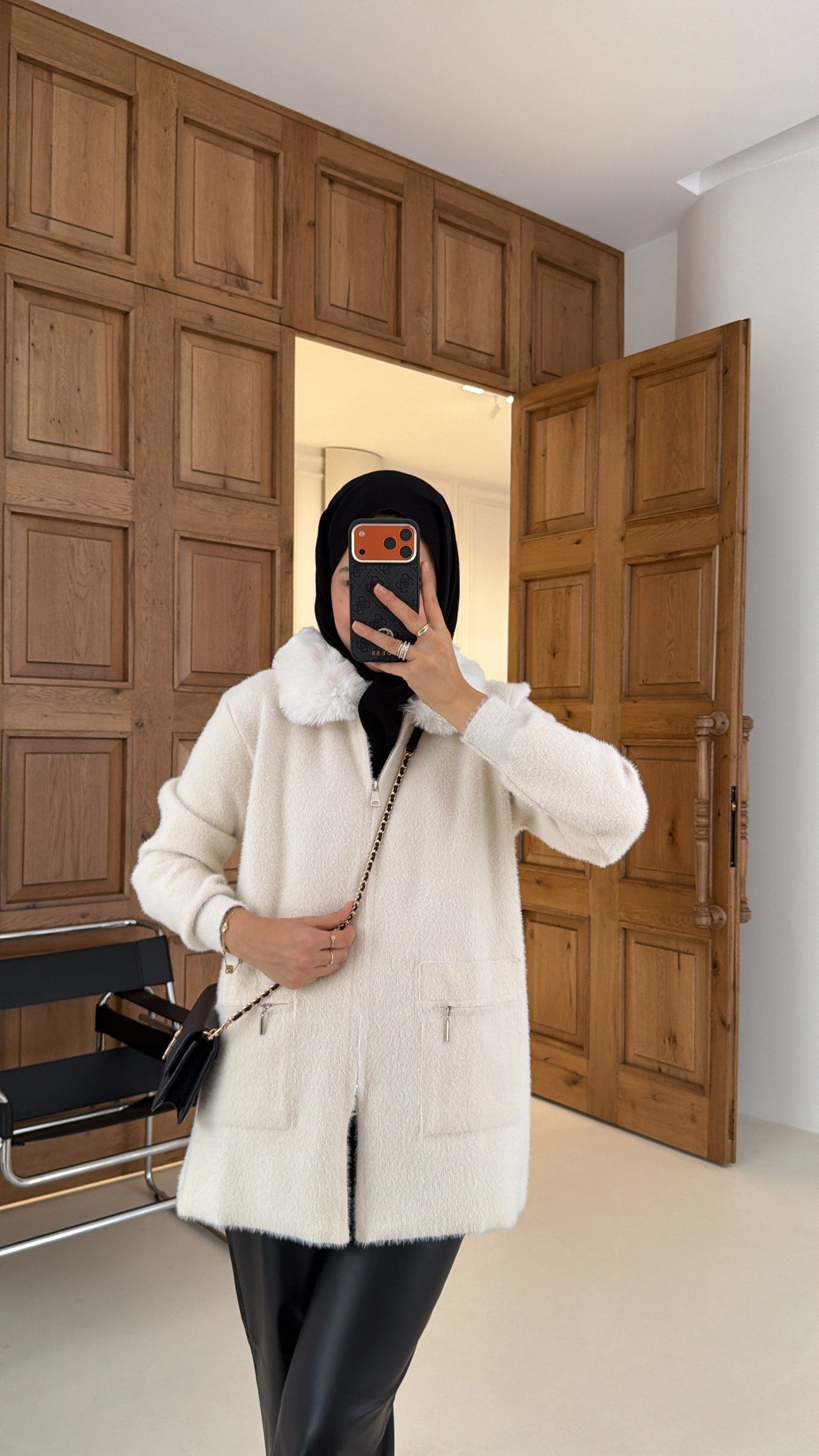 Soft Kürk Detaylı Hırka Ekru