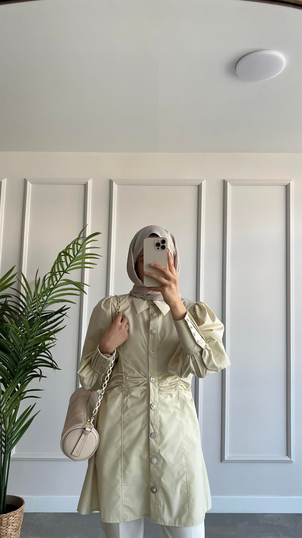 Taşlı Düğmeli Poplin Gömlek