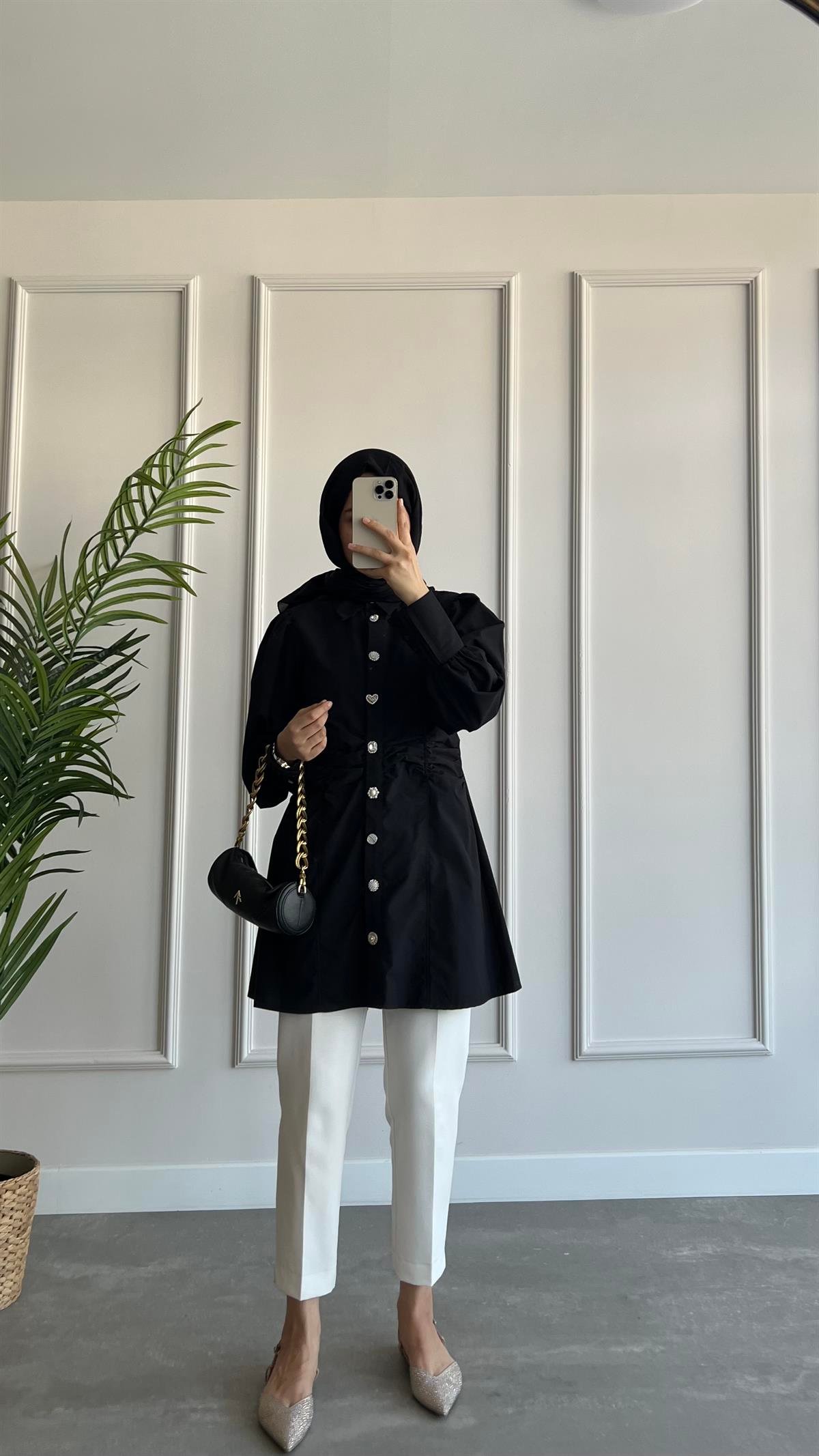 Taşlı Düğmeli Poplin Gömlek