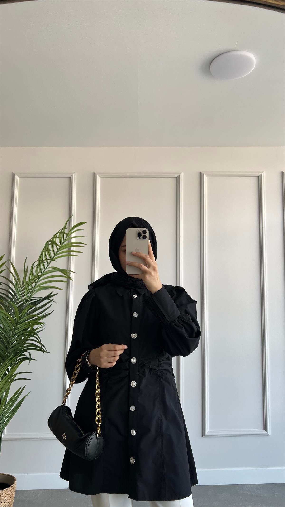 Taşlı Düğmeli Poplin Gömlek
