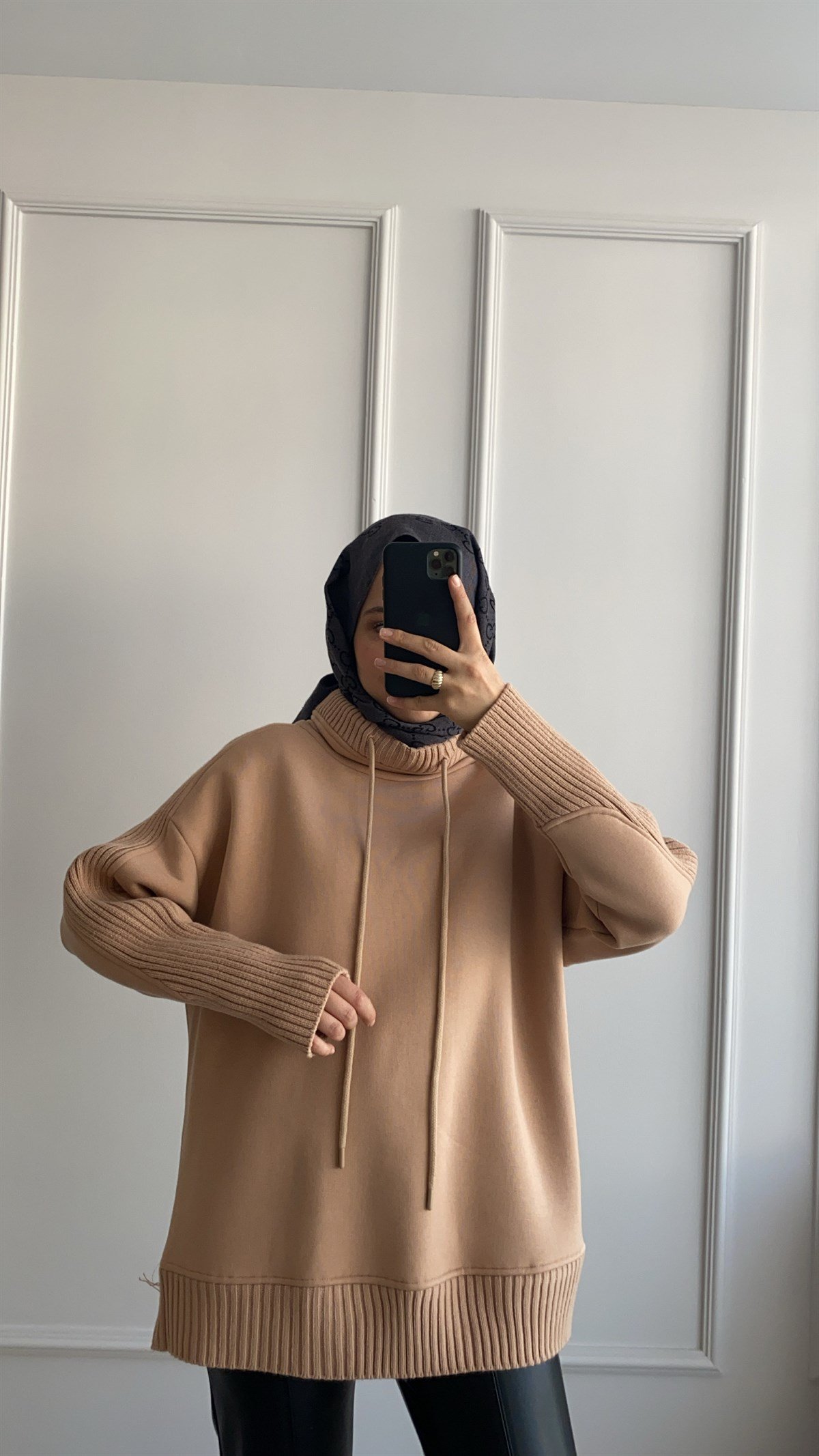 Triko Detaylı Camel Sweatshirt