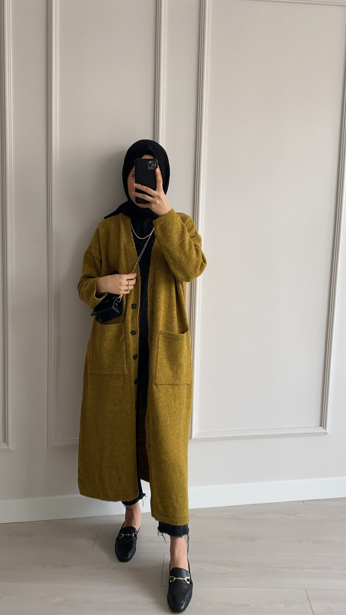 Uzun Düğmeli Hardal Hırka