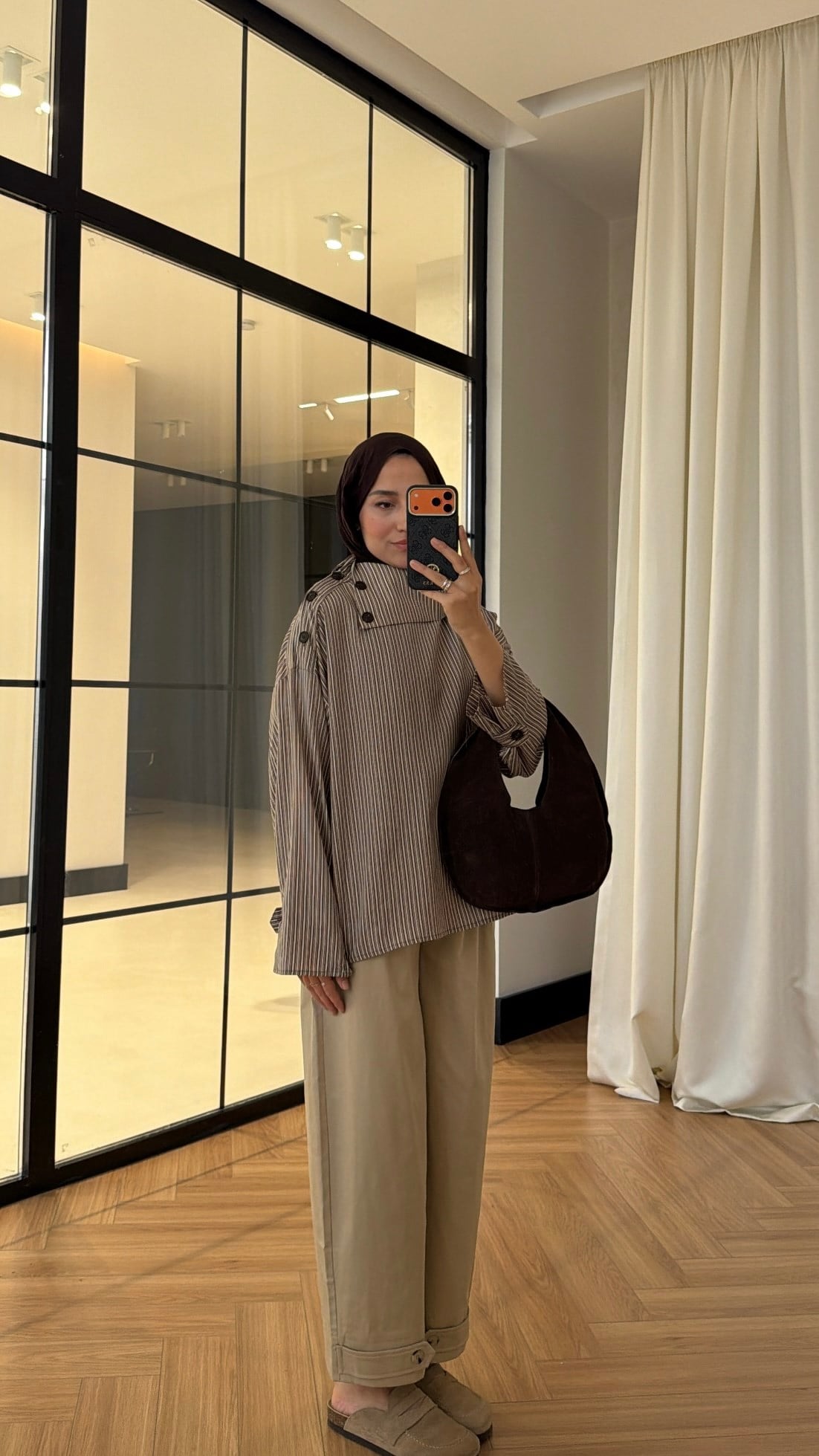 Yaka Detaylı Düğmeli Gömlek Kahve