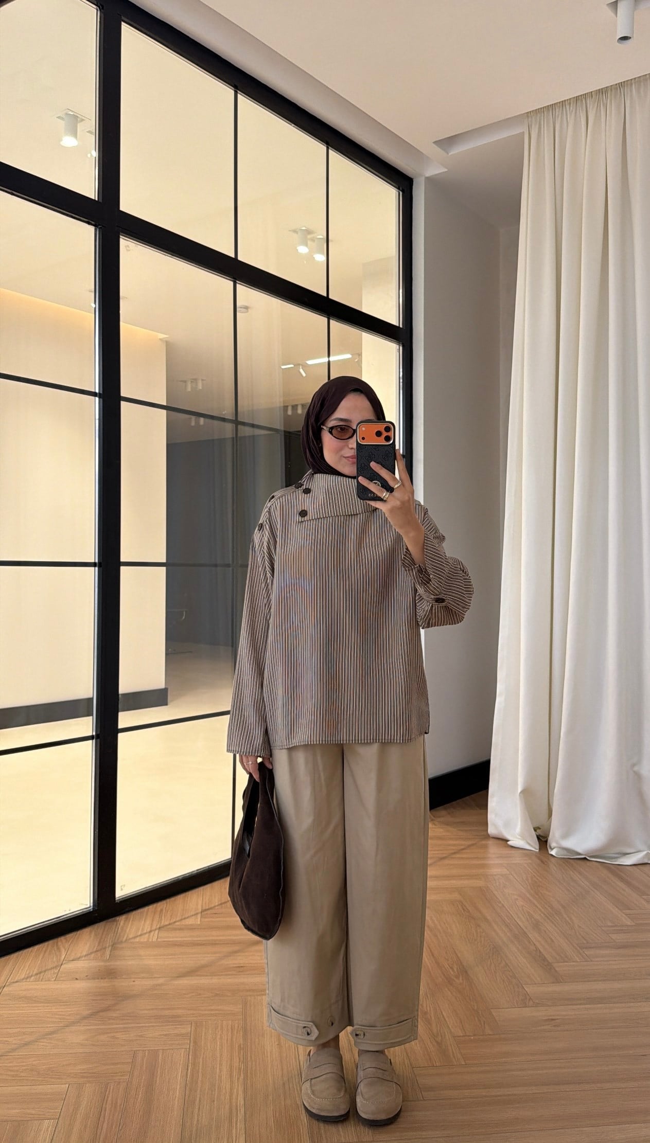 Yaka Detaylı Düğmeli Gömlek Kahve