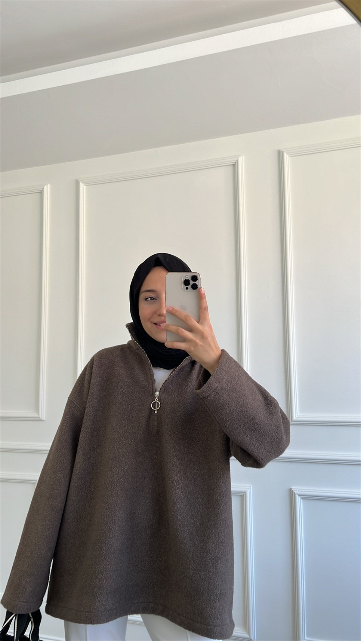 Yakası Fermuarlı Yumuşak Örme Sweatshirt