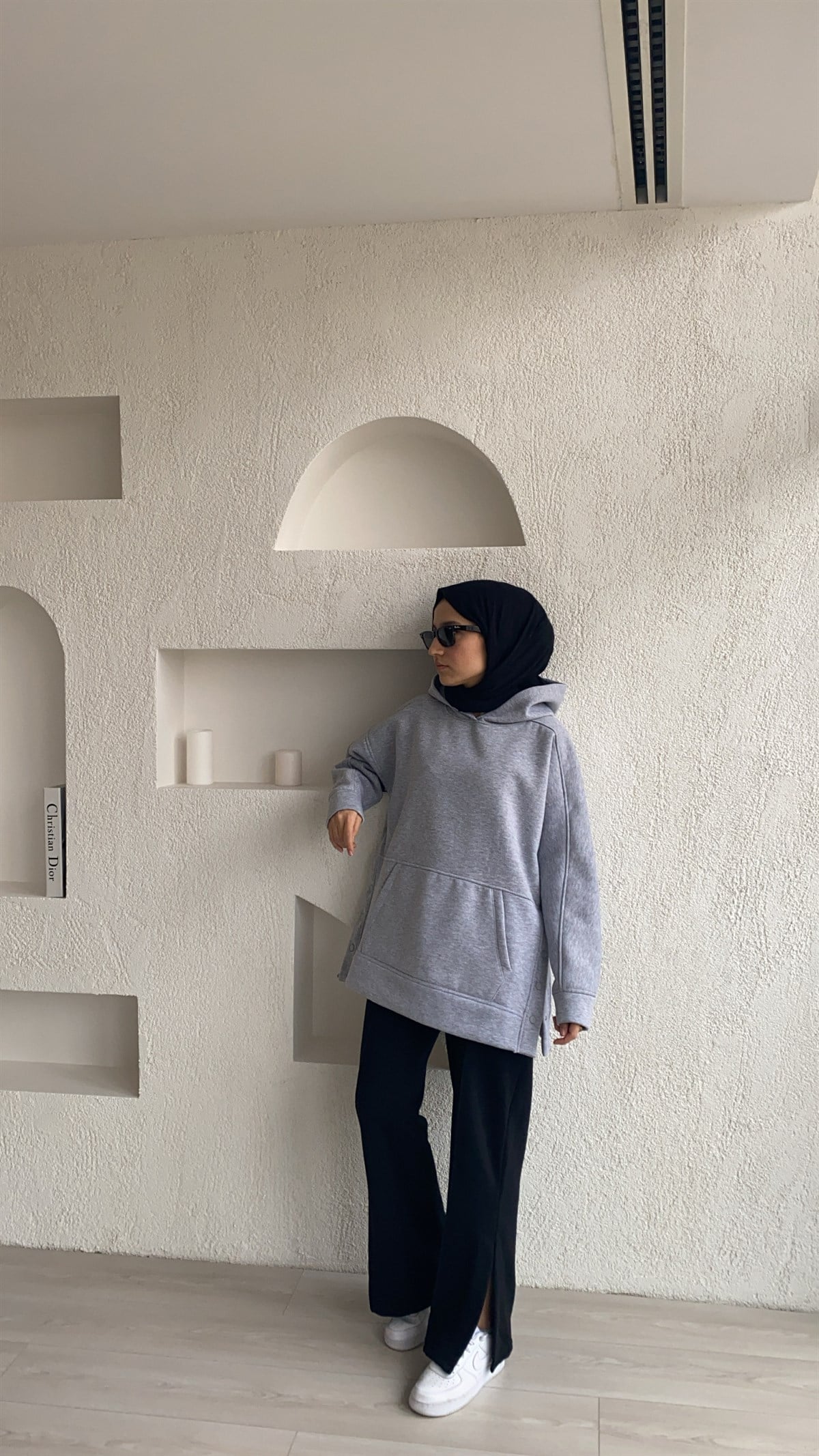 Yanları Çıt Çıt Detaylı Gri Sweatshirt 