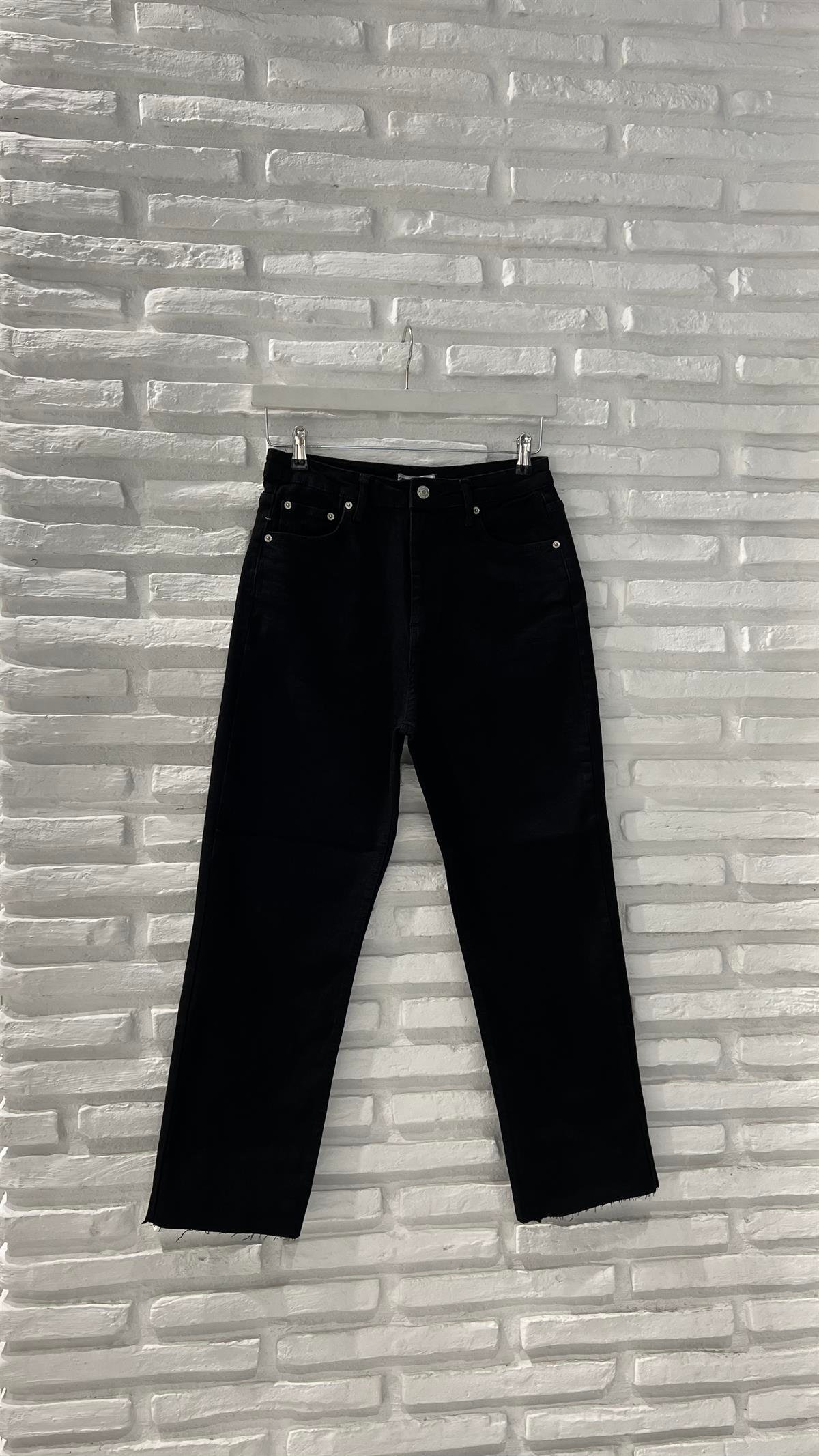 Zara Model Straight Yüksek Bel Likralı Jean - Siyah