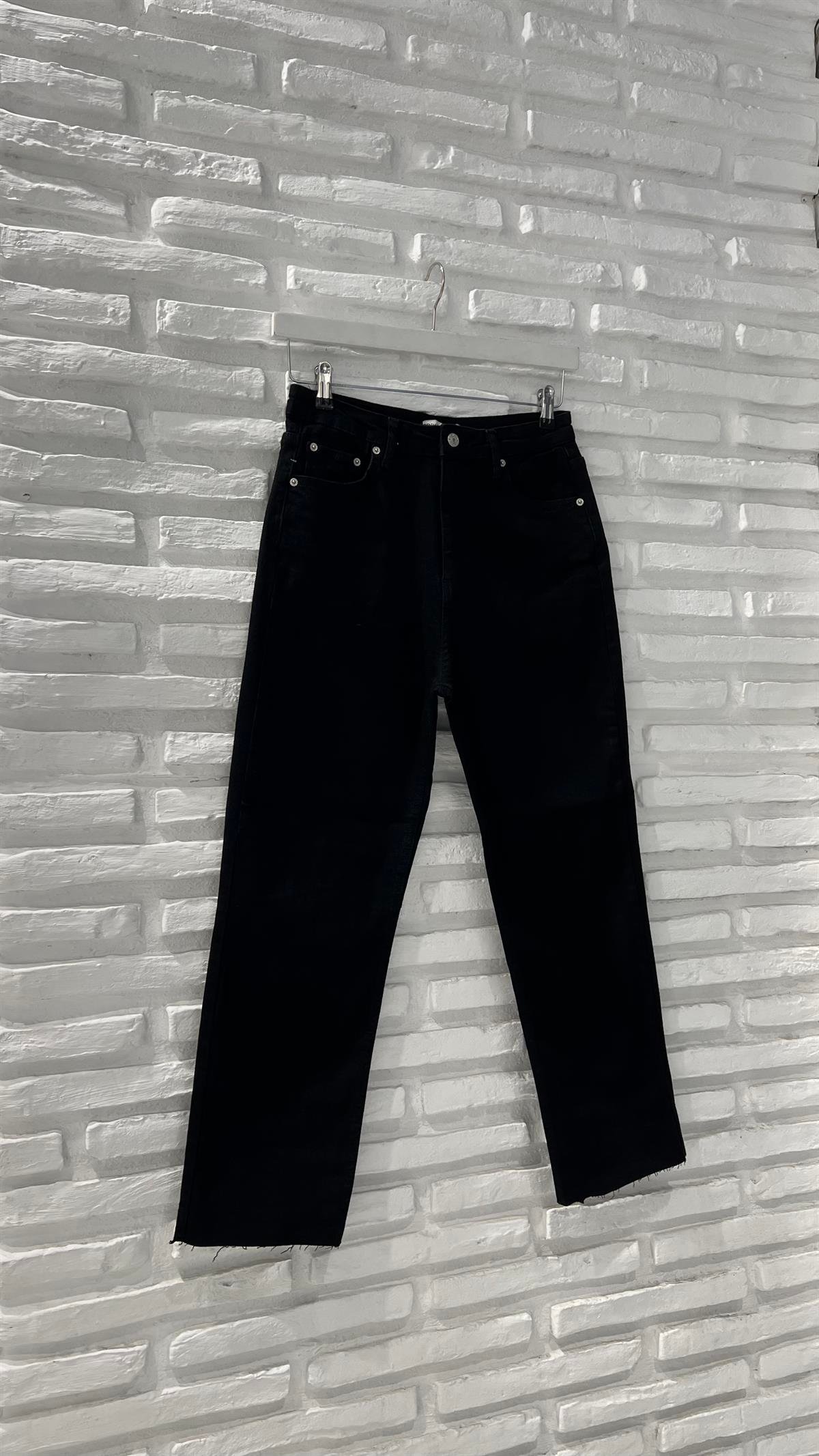 Zara Model Straight Yüksek Bel Likralı Jean - Siyah