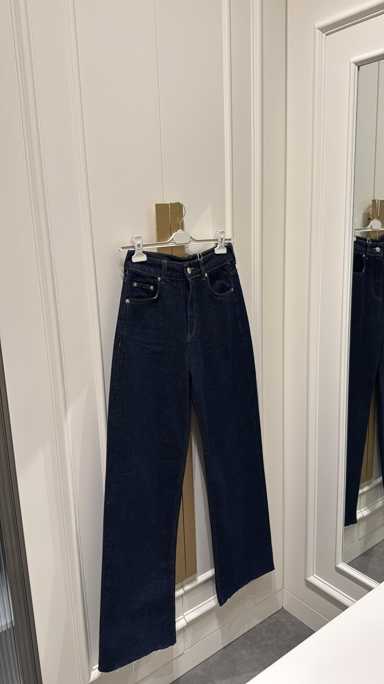 Zara Model Ultra Yüksek Belli Kesik Düz Paça Jean Lacivert 
