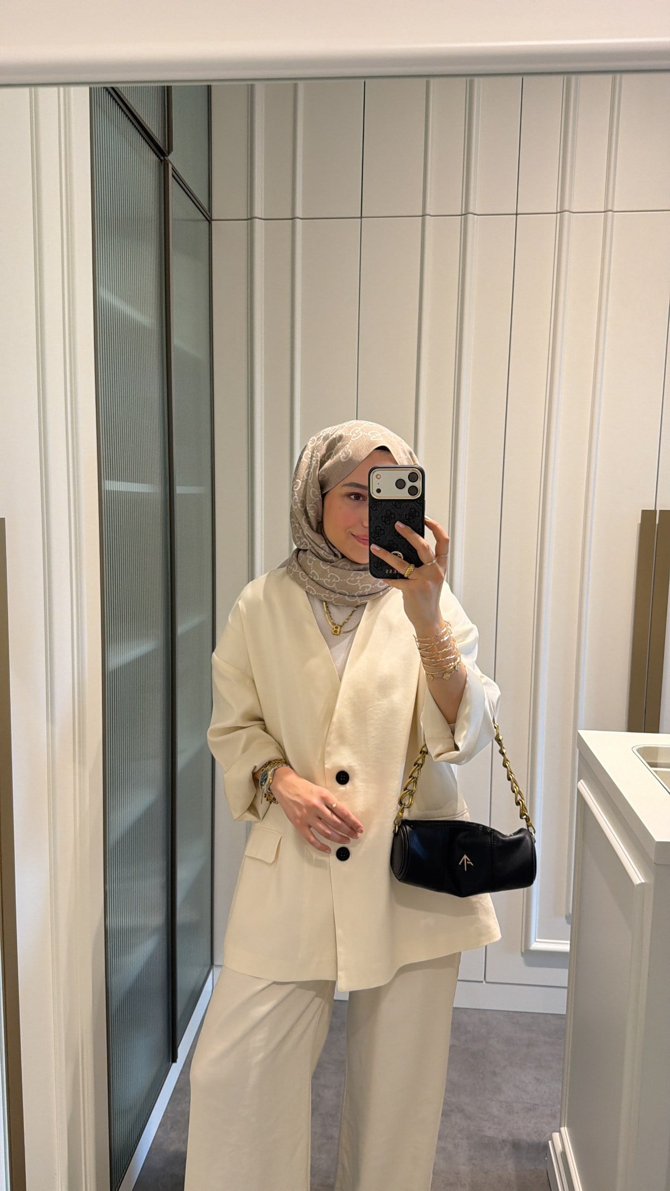 Zra Model Düğmeli Modal Takım Krem