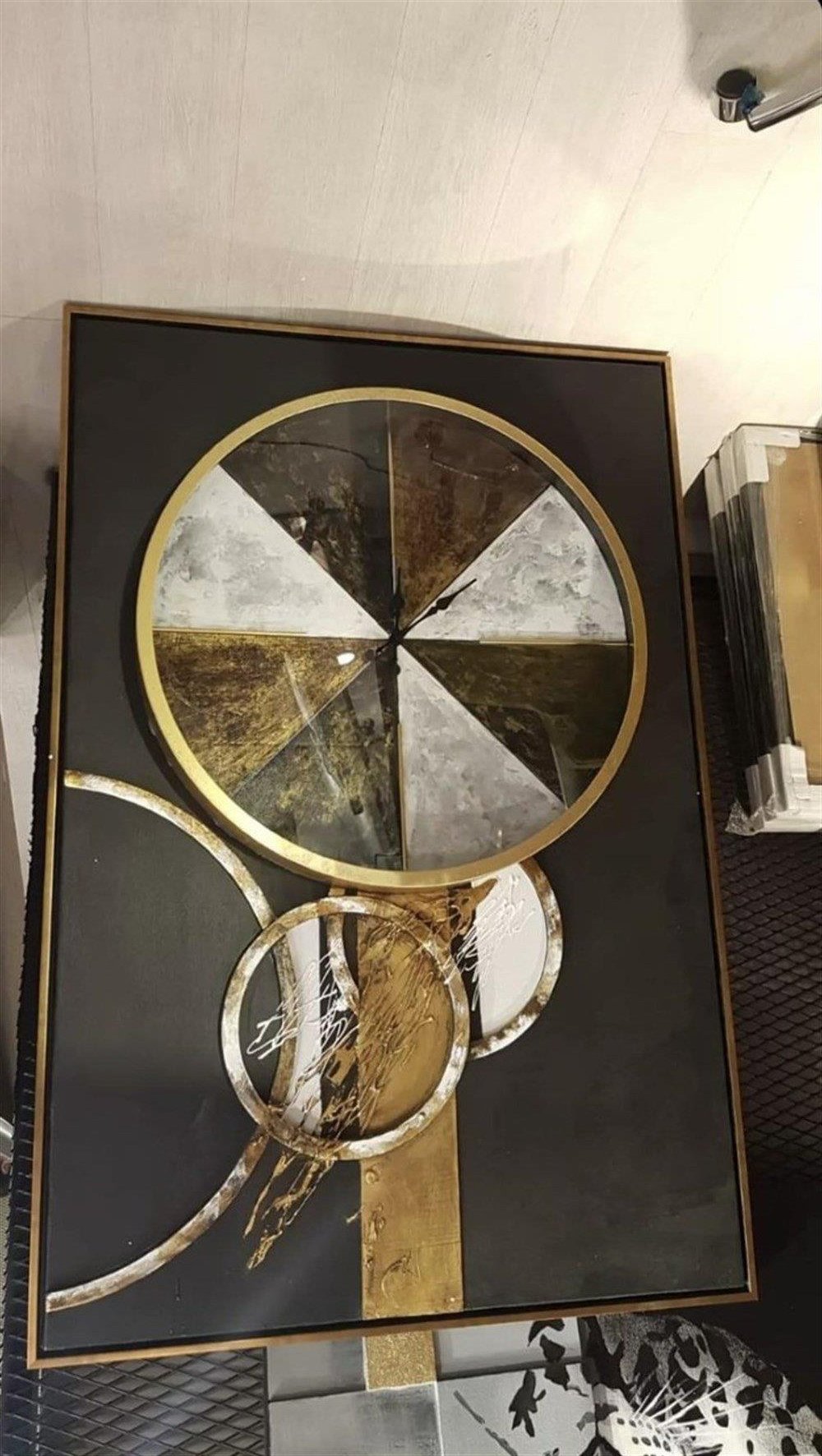 ÖZEL TASARIM DUVAR SAATİ