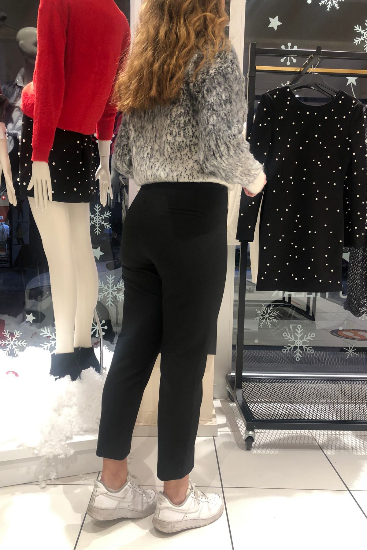 Paçası Yırtmaçlı Pantolon