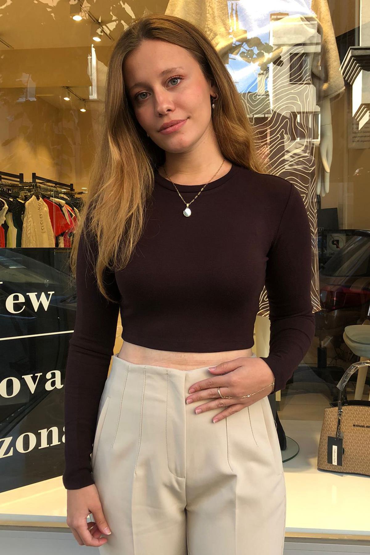Uzun Kollu Crop Bluz