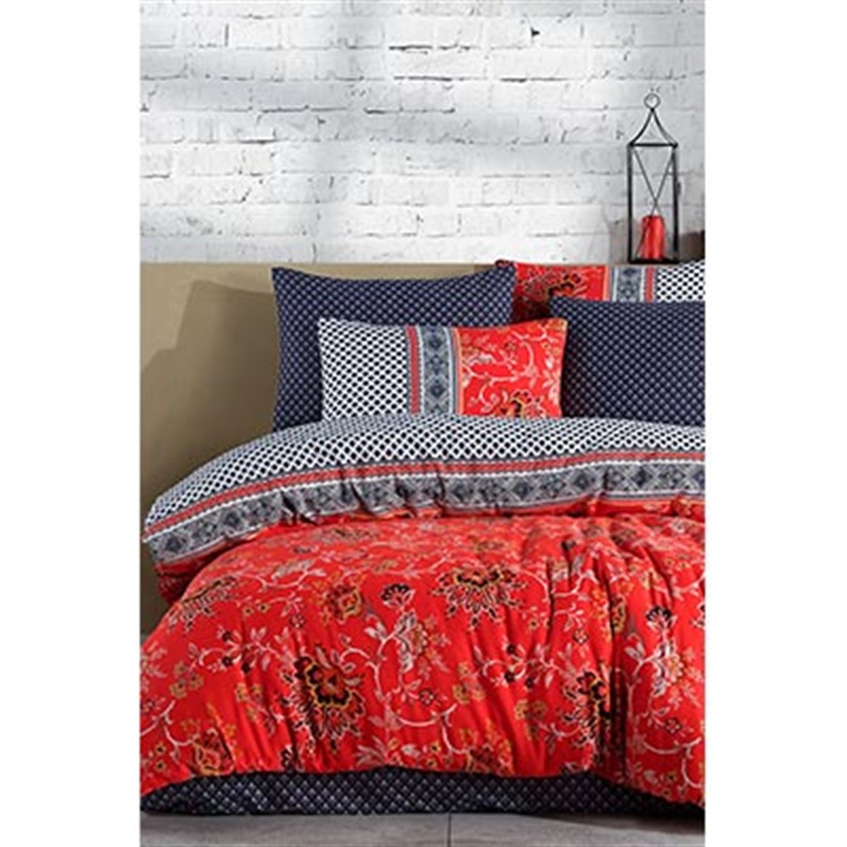 İYİ GECELER İSTANBUL ÇİFT KİŞİLİK NEVRESİM TAKIMI FUSİON NİLL KIRMIZI