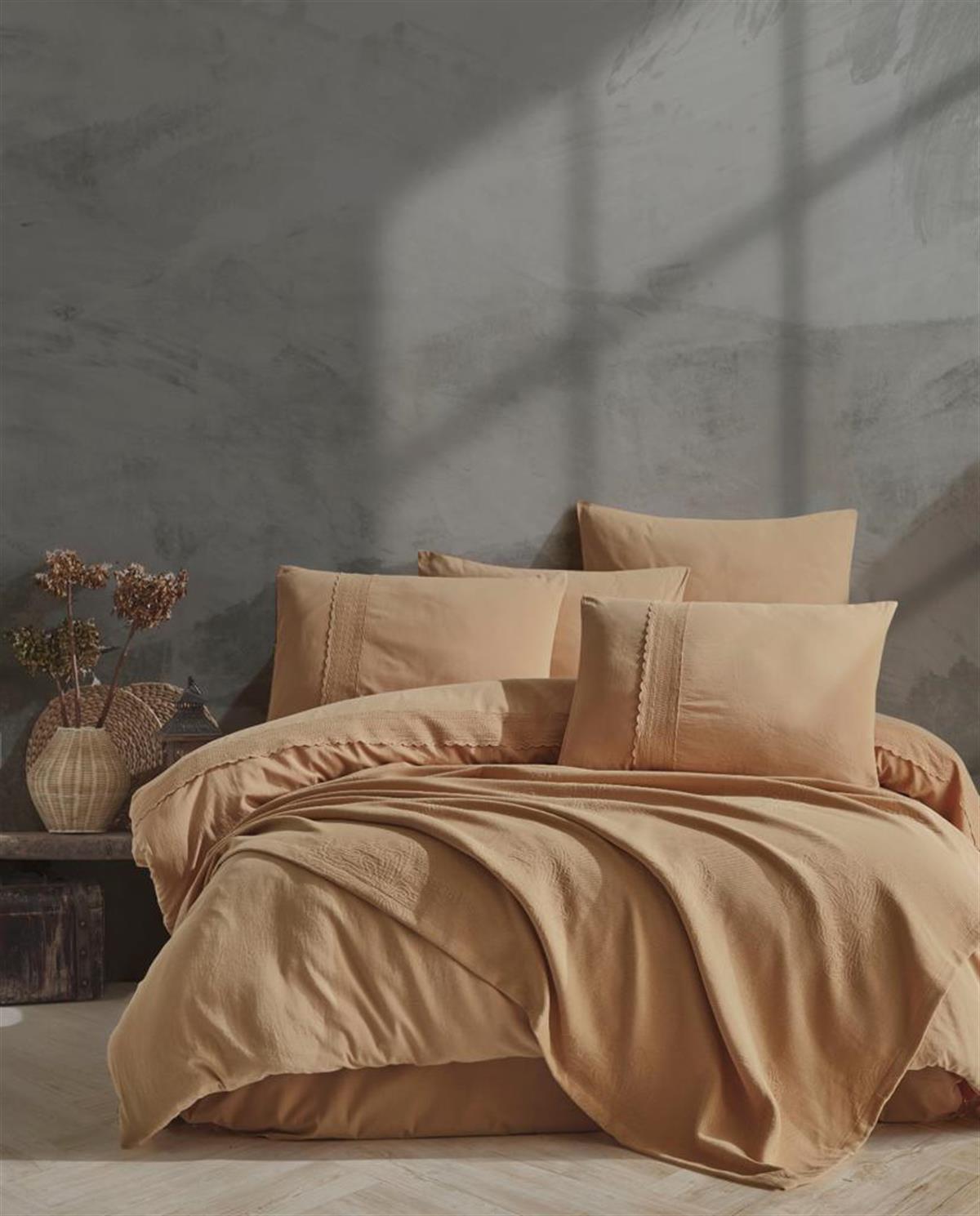 İyi Geceler İstanbul Çift Kişilik Nevresimli Pike Seti Flokstone Hardal