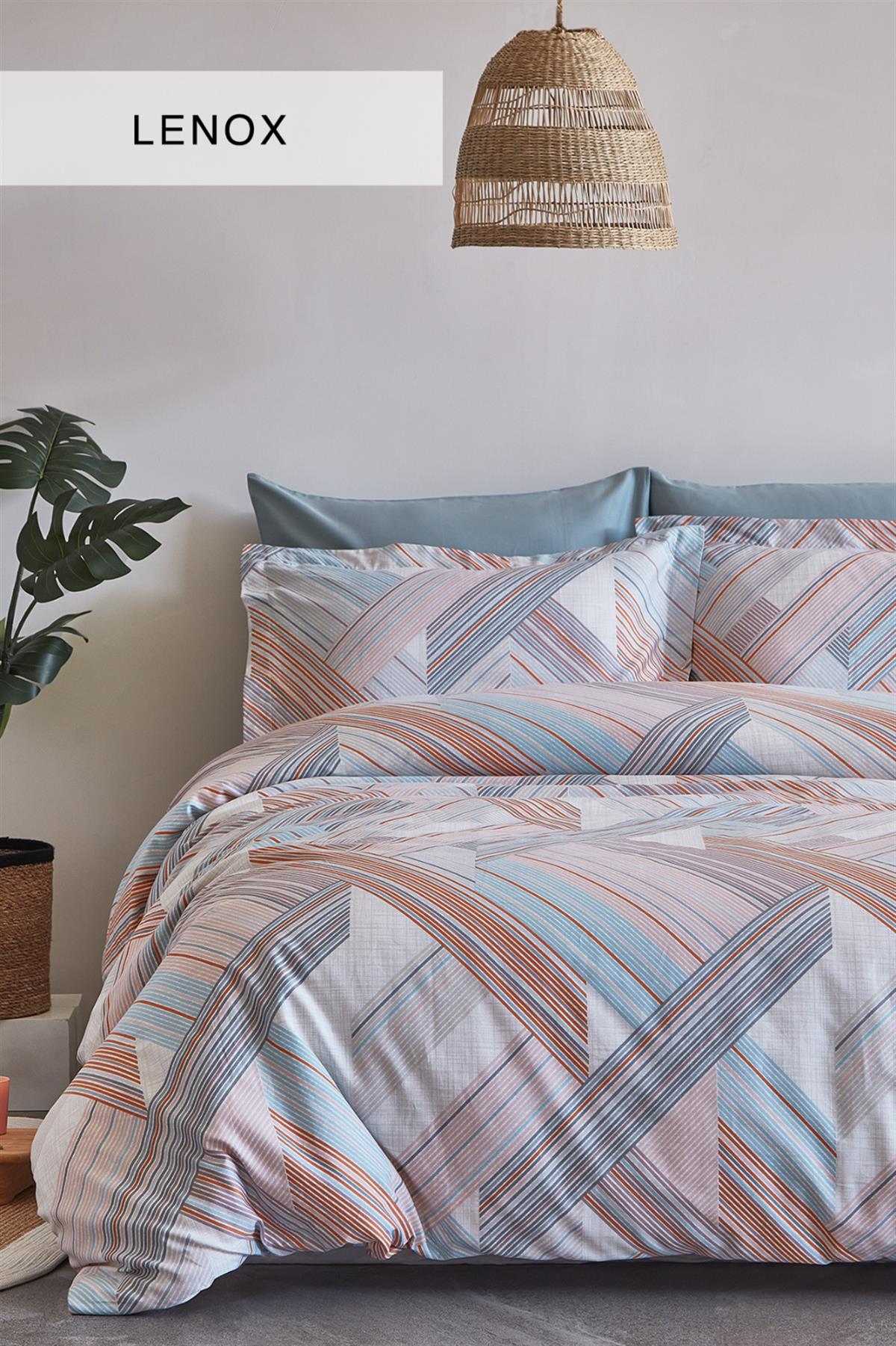 İyi Geceler İstanbul Saten Nevresim Çift Kişilik Neresim Takımı Lenox