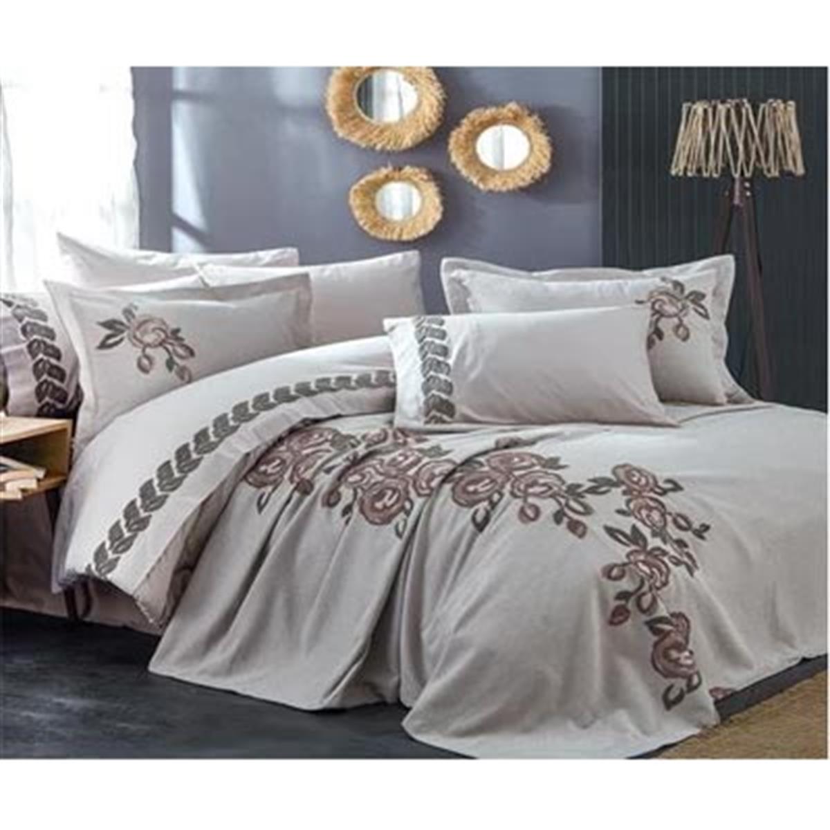 Nazik Home Çiçek Nakışlı Çift Kişilik Nevresimli Pike Seti 7 Parça Oasis Vizon