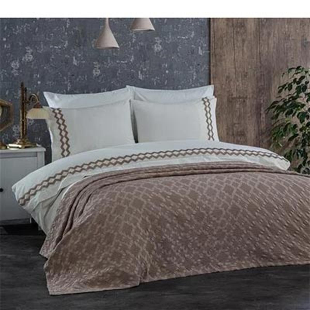 Nazik Home Çift Kişilik Nevresimli Pike Seti Sierra Bej 7 Parça