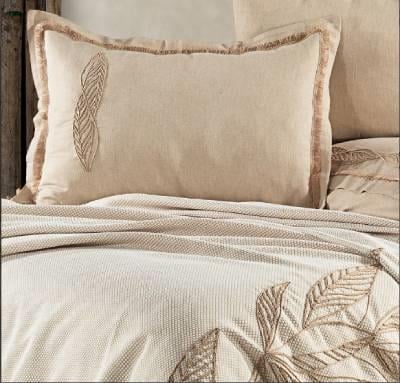 Nazik Home Püsküllü ve İşlemeli Nevresimli Pike Takımı Marsel Bej