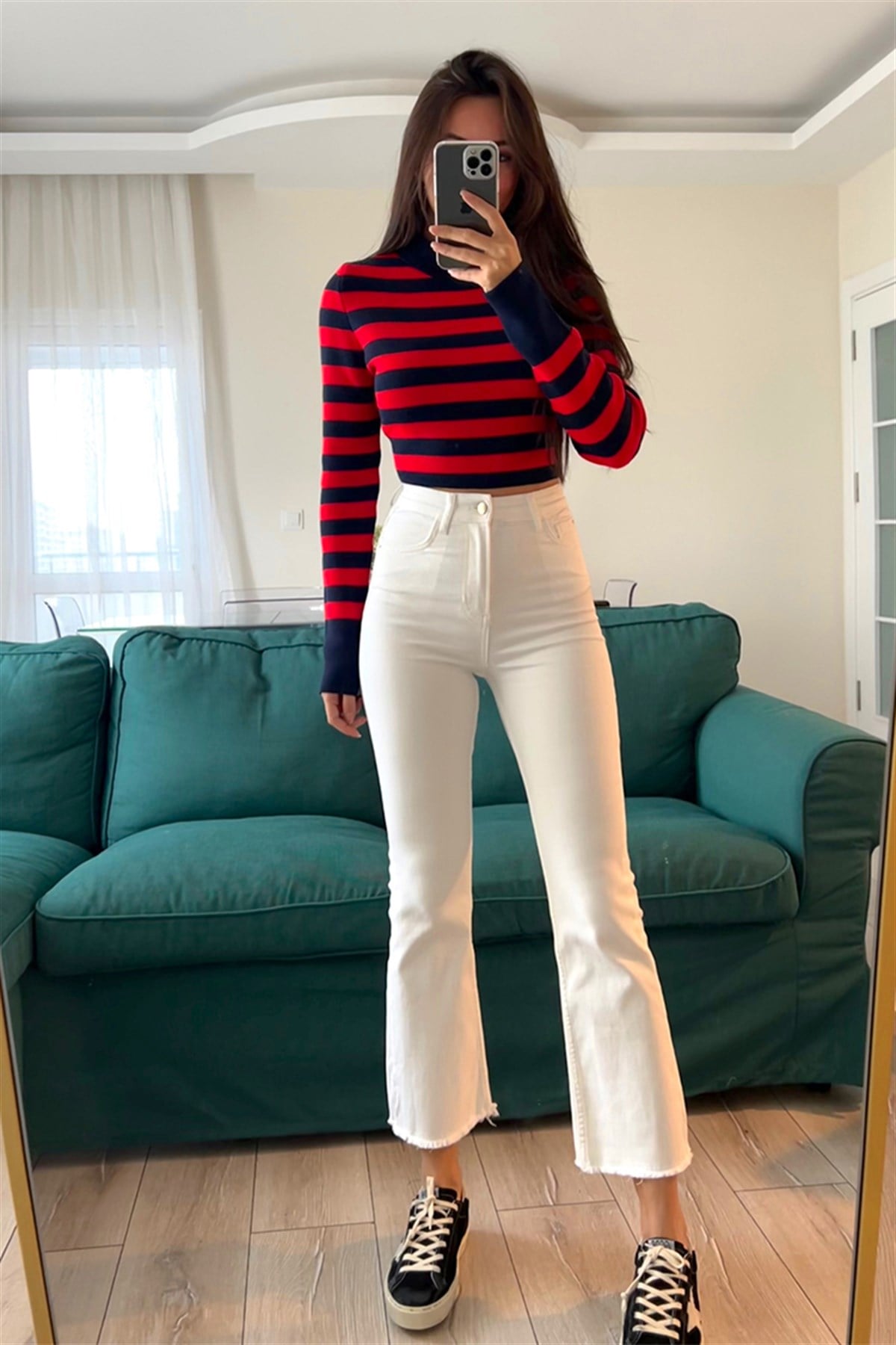 BEYAZ FLARED JEAN