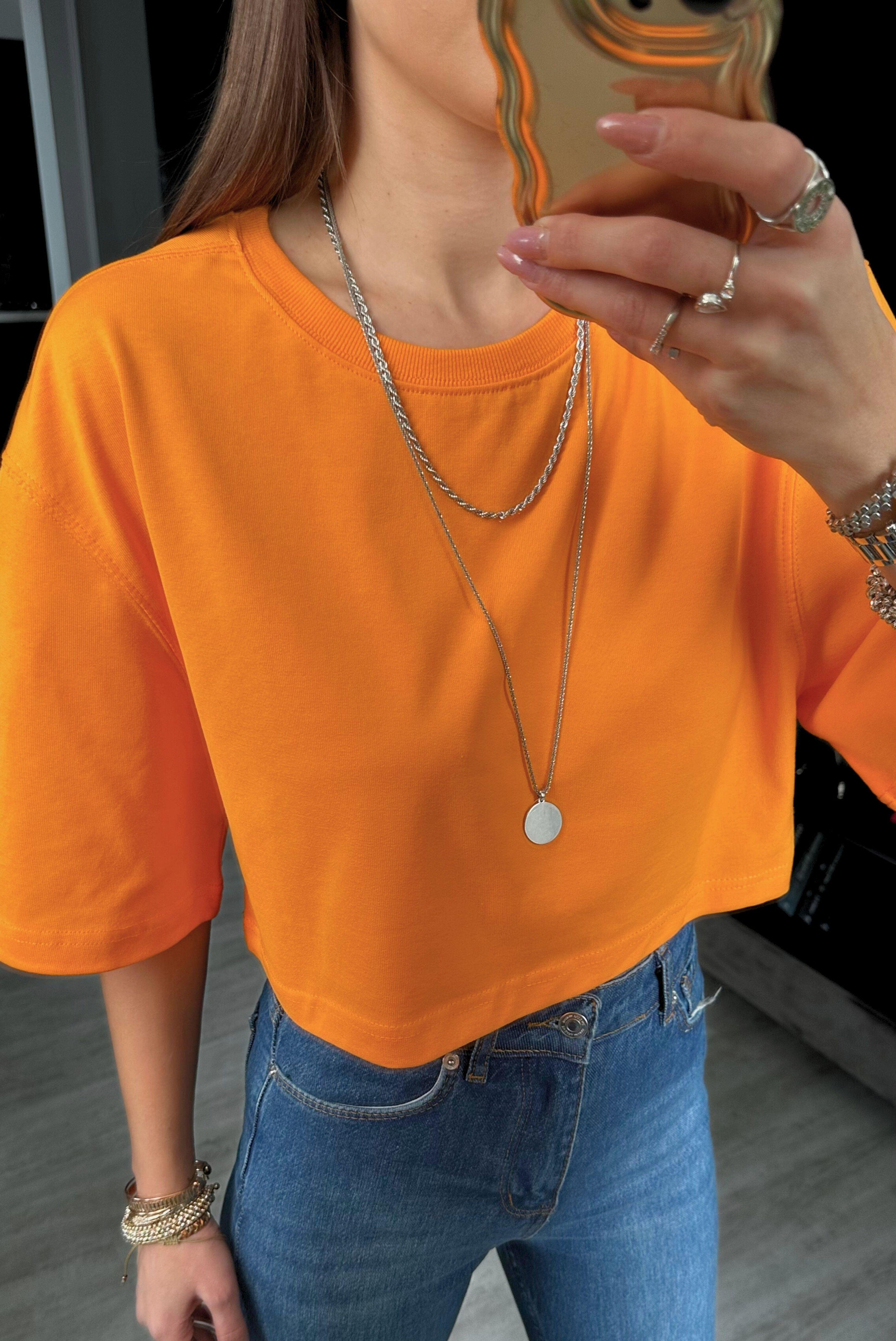 DİLVİN CROP BİSİKLET YAKA TSHİRT