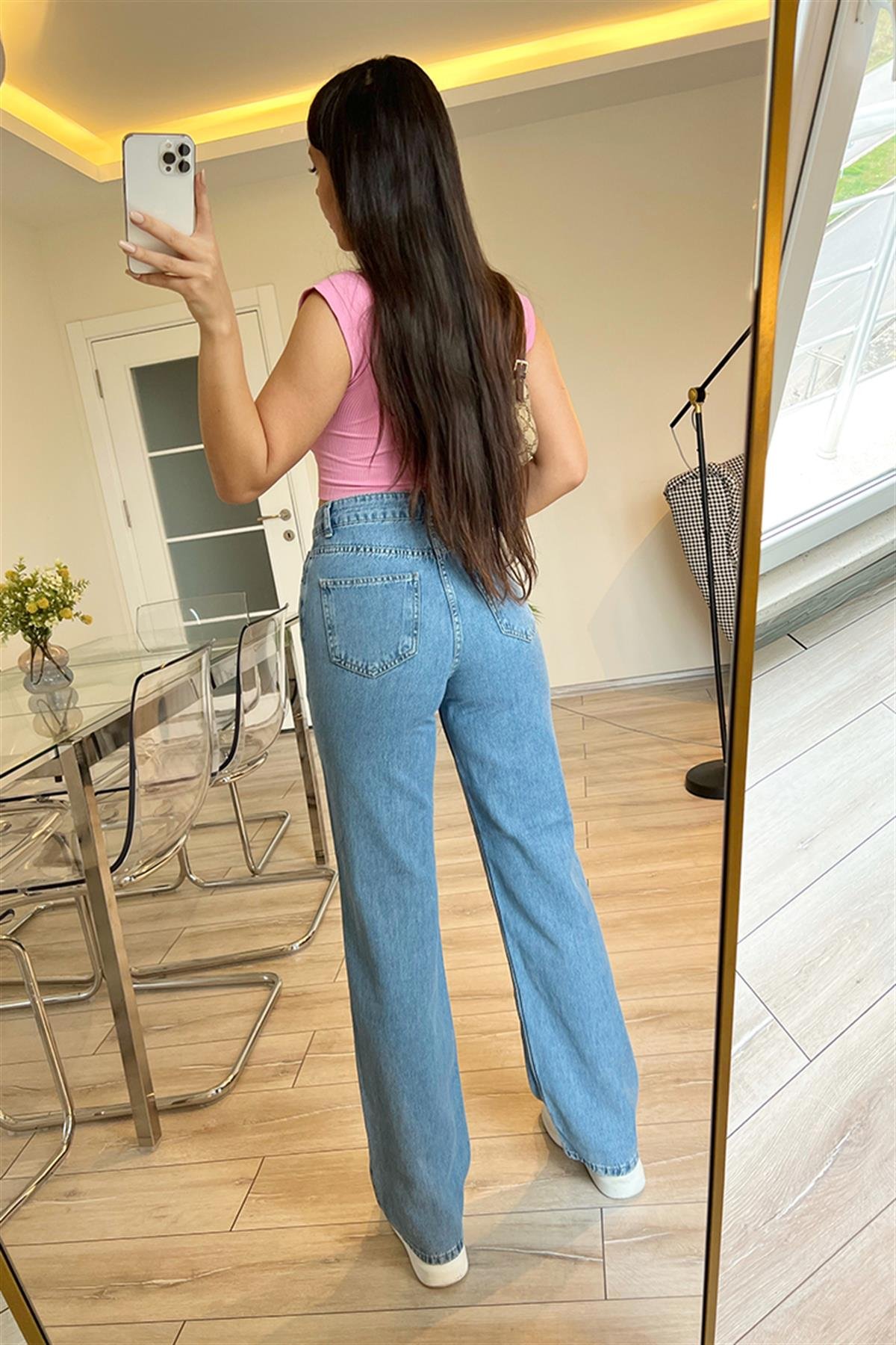 DİLVİN ÖNÜ PARÇALI BORU PAÇA JEAN
