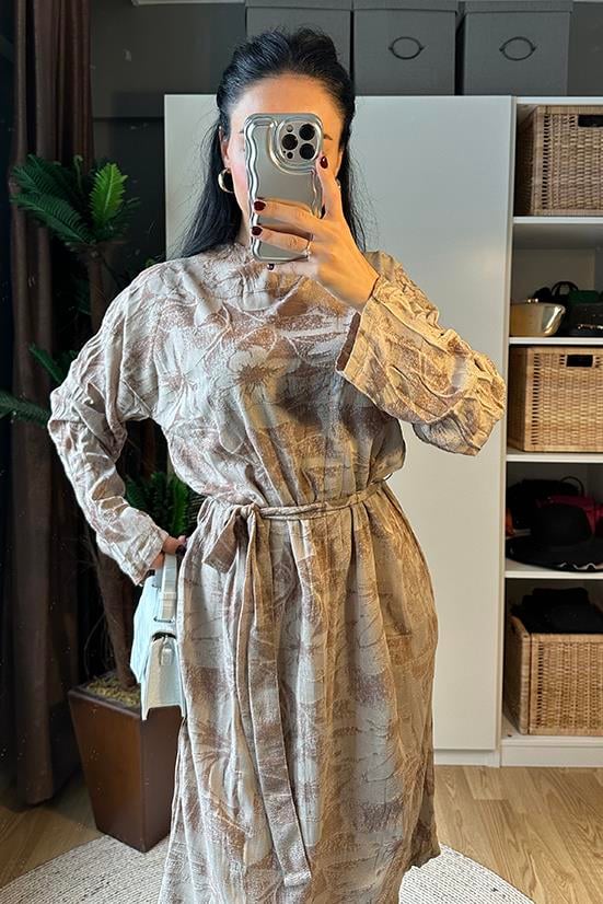 DORA KUŞAKLI ELBİSE
