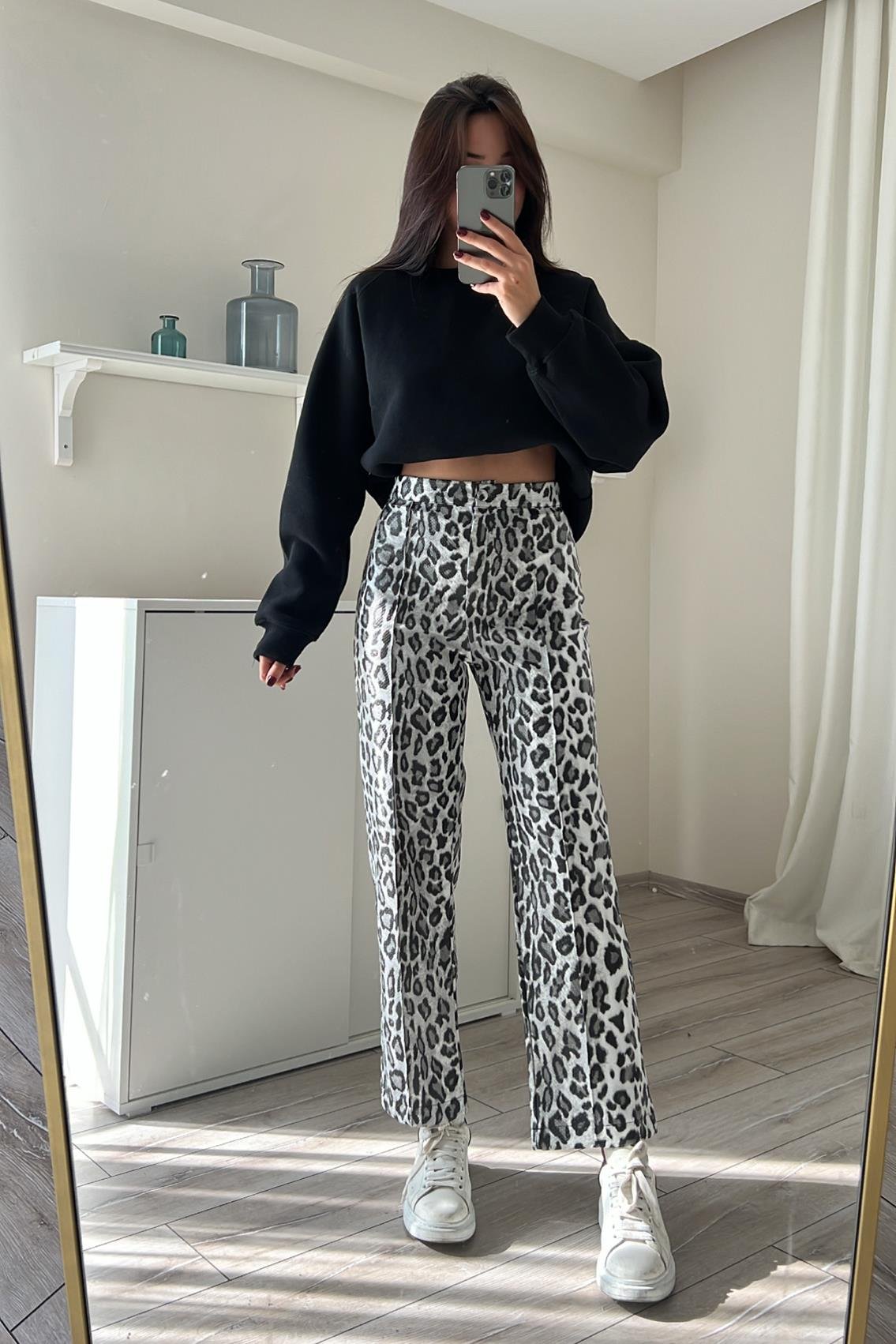 LEOPAR DESEN DERİ PANTOLON