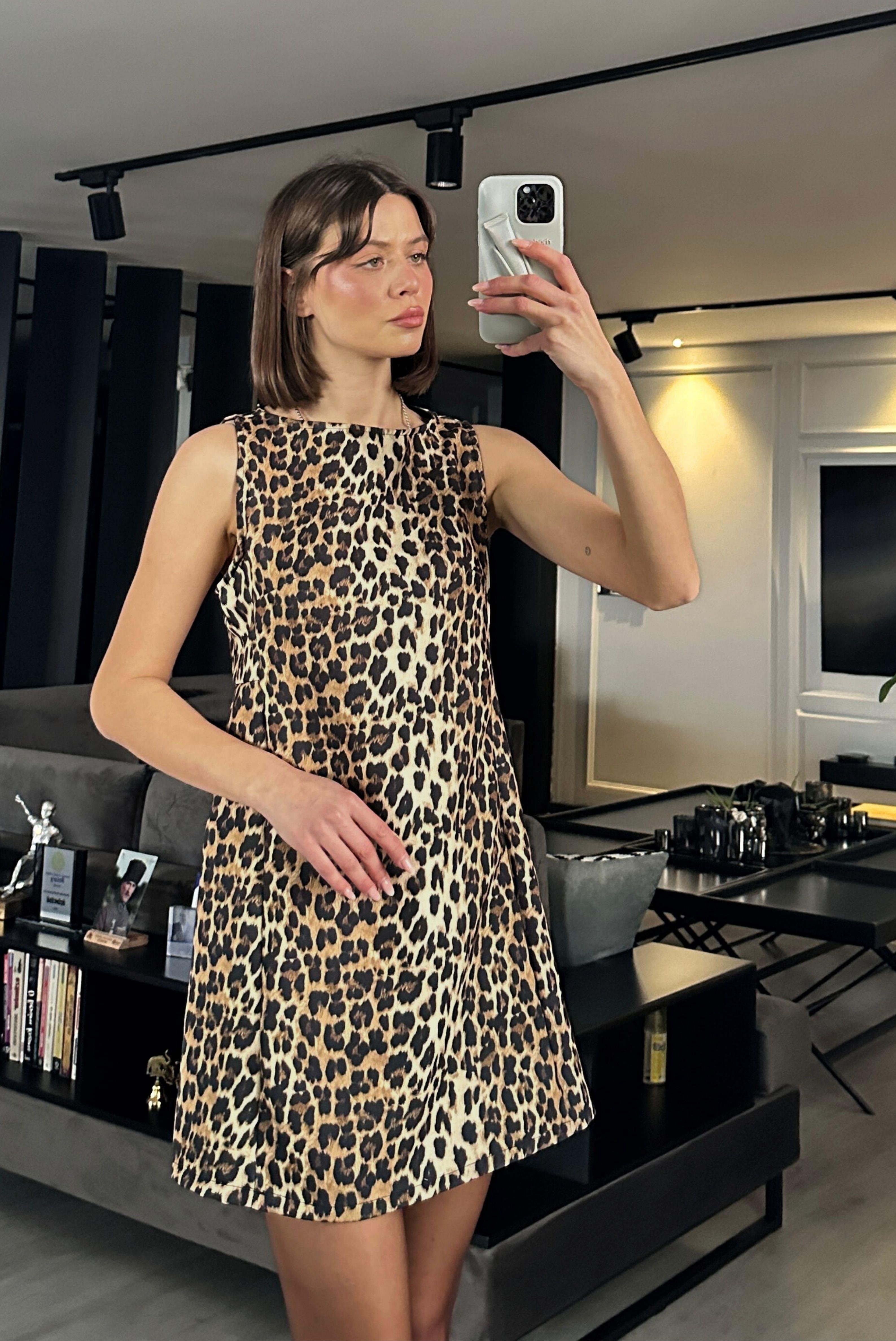 LEOPAR MİNİ ELBİSE