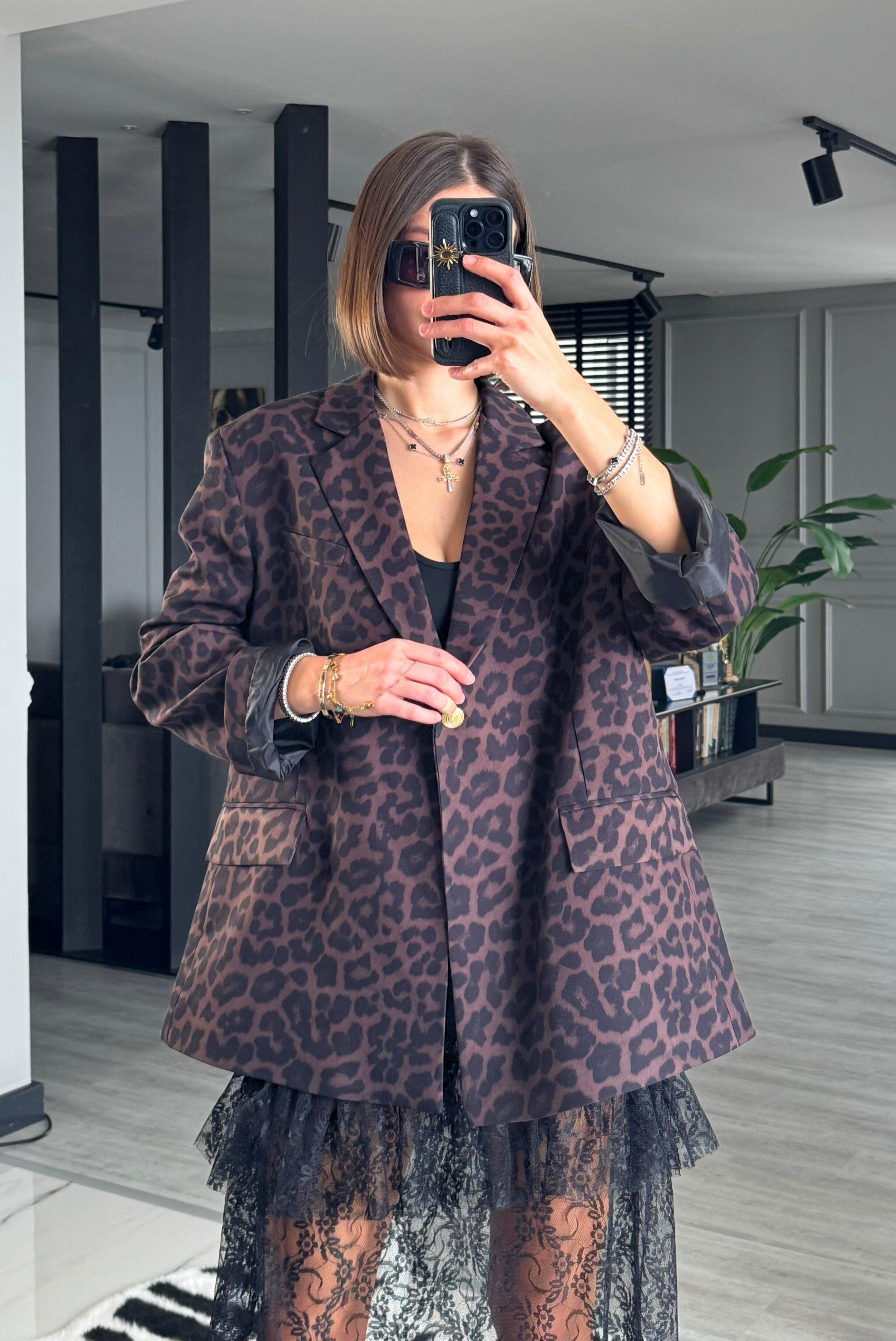 OVERSİZE LEO DESENLİ BLAZER CEKET