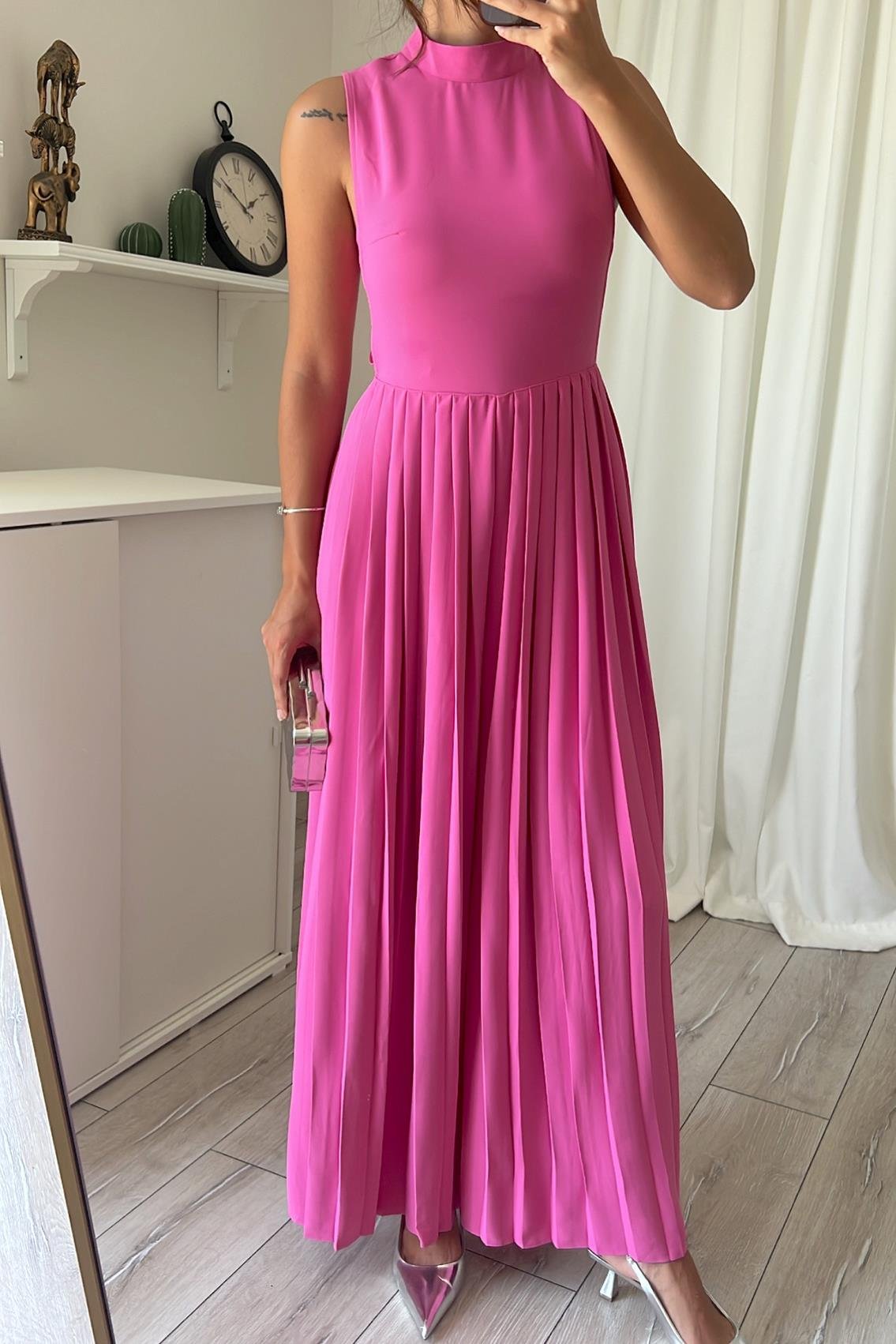 PİLİSELİ PEMBE BARBİE TULUM