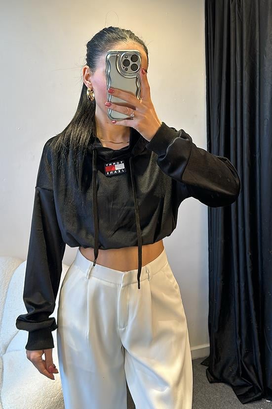 TOMMY YUMUŞAK DOKULU KADİFE SWEAT