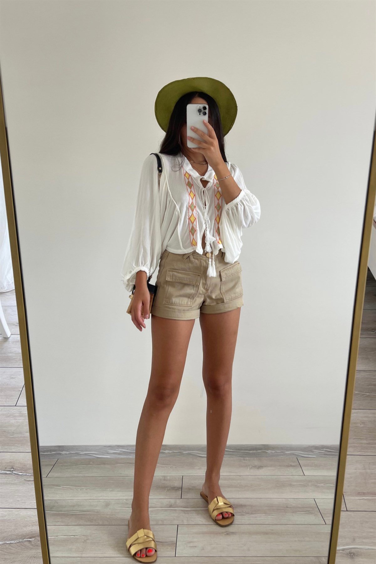 ZARA  KETEN BEJ ŞORT