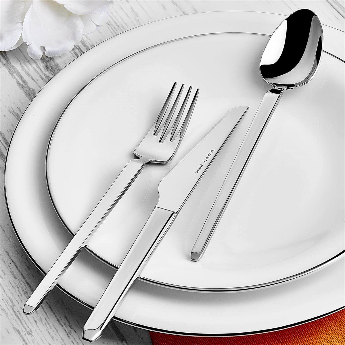 Karaca 84 Parça Glacial Kutulu Çatal Kaşık Bıçak Takımı