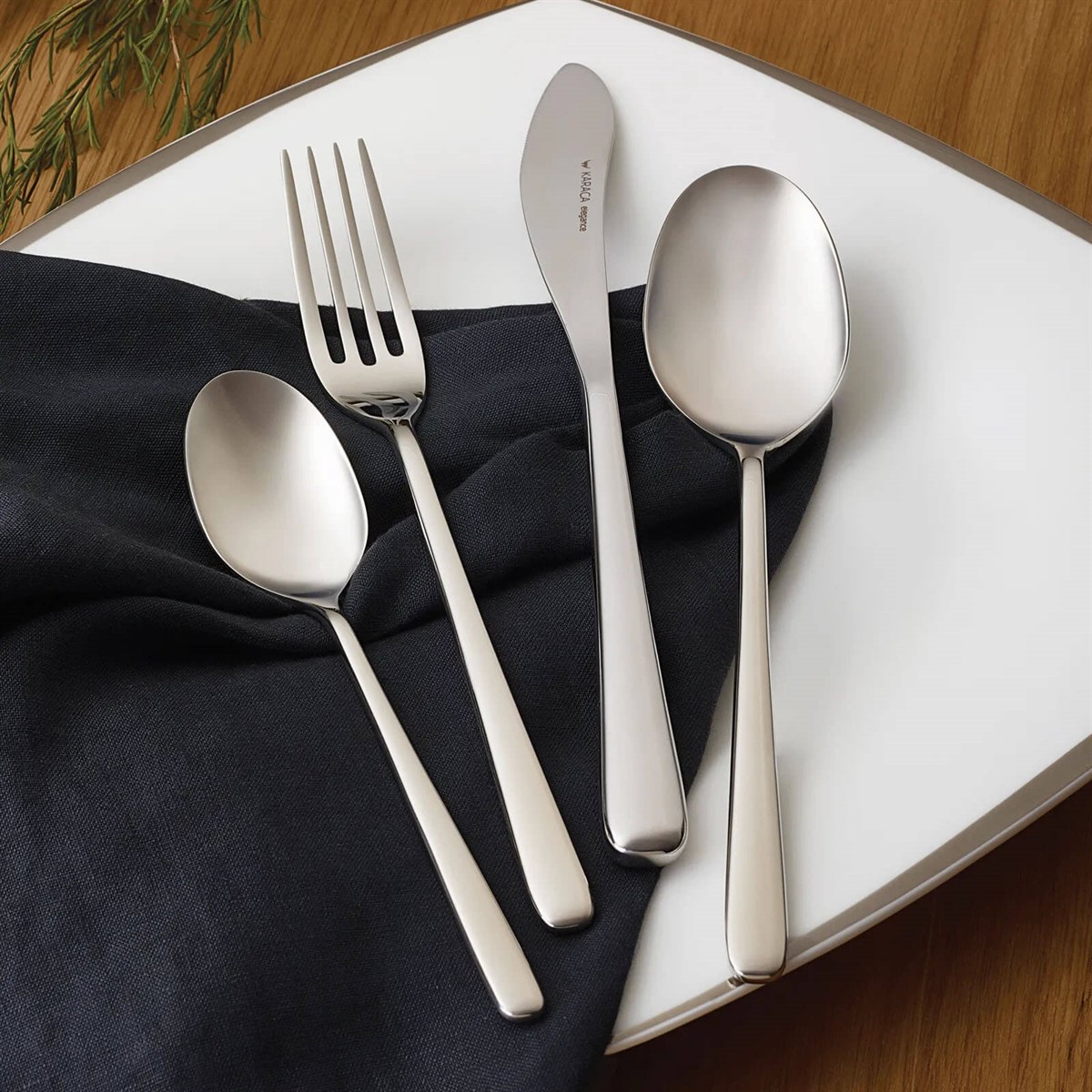 Karaca Influx 316 Premium 84 Parça 12 Kişilik Çatal Kaşık Bıçak SetiKaracaÇatal Kaşık Bıçak Takımları