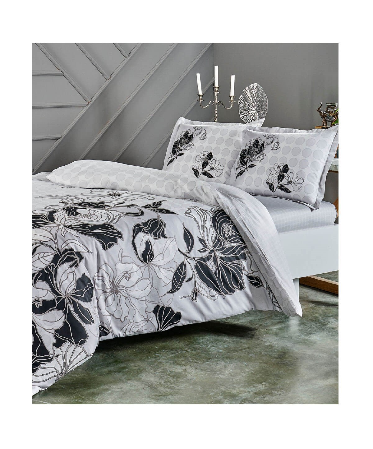 Taç Sharon Saten Çift Kişilik Nevresim TakımıTaçÇift Kişilik Nevresim