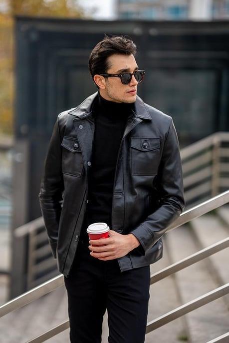 %100 Deri Cepli Ceket ürünü DIŞ GİYİM kategorisinde sizleri bekliyor.